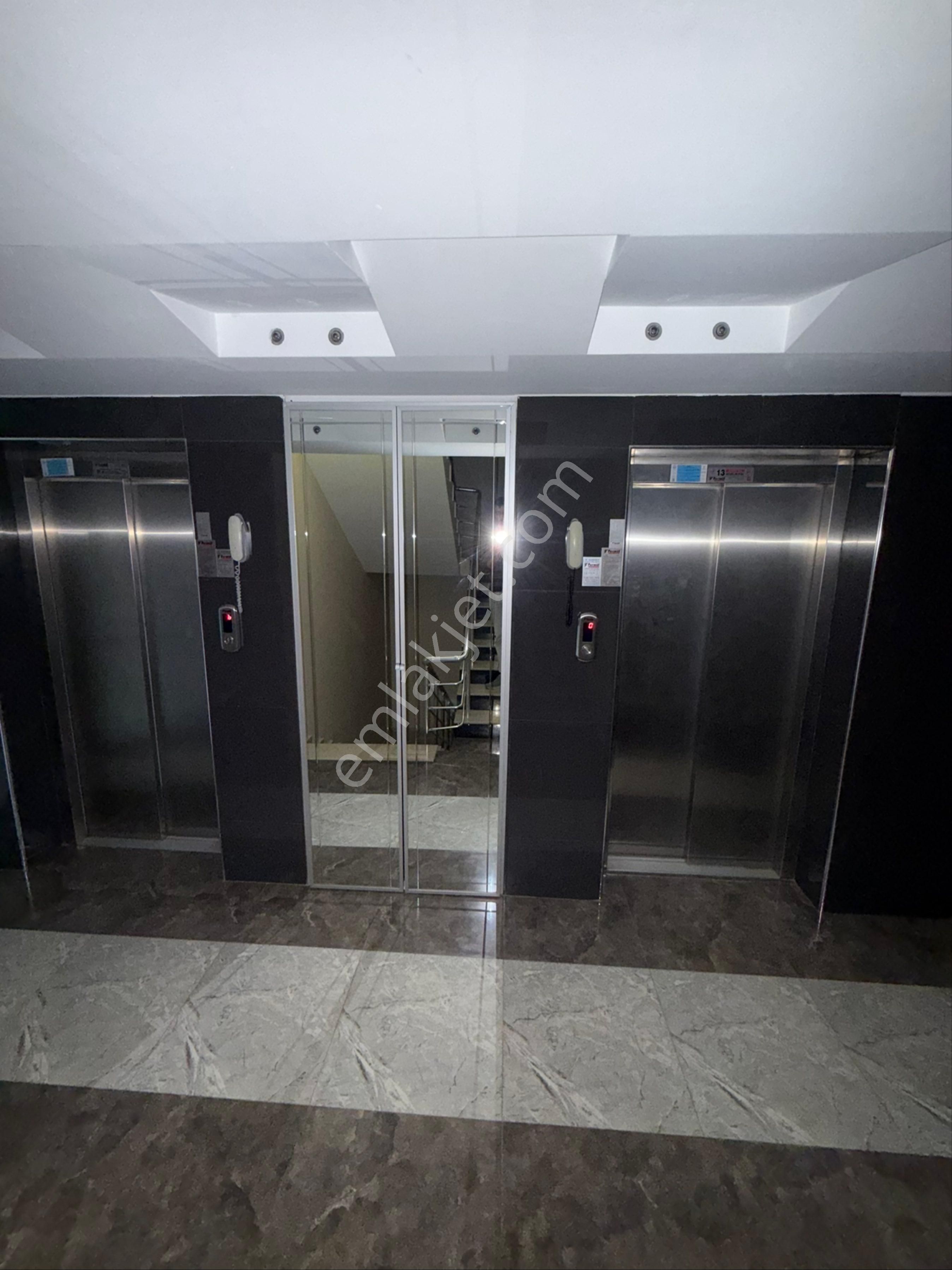 Huzurevinde Full Donatılı 4+1 Kiralık - Görsel 17