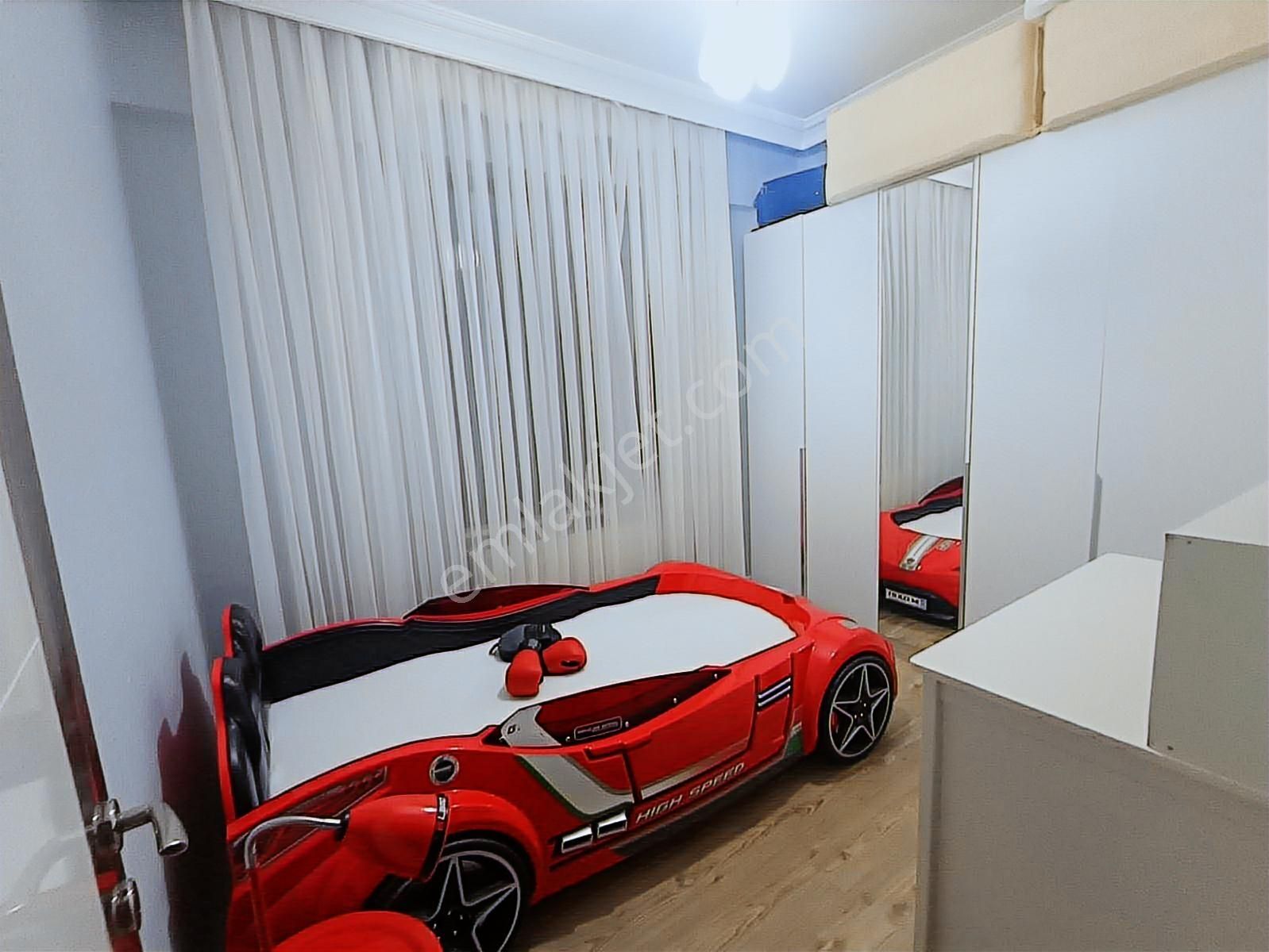 Silivri Enginkent Sitesinde Satılık Havuzlu Müstakil Villa - Görsel 12