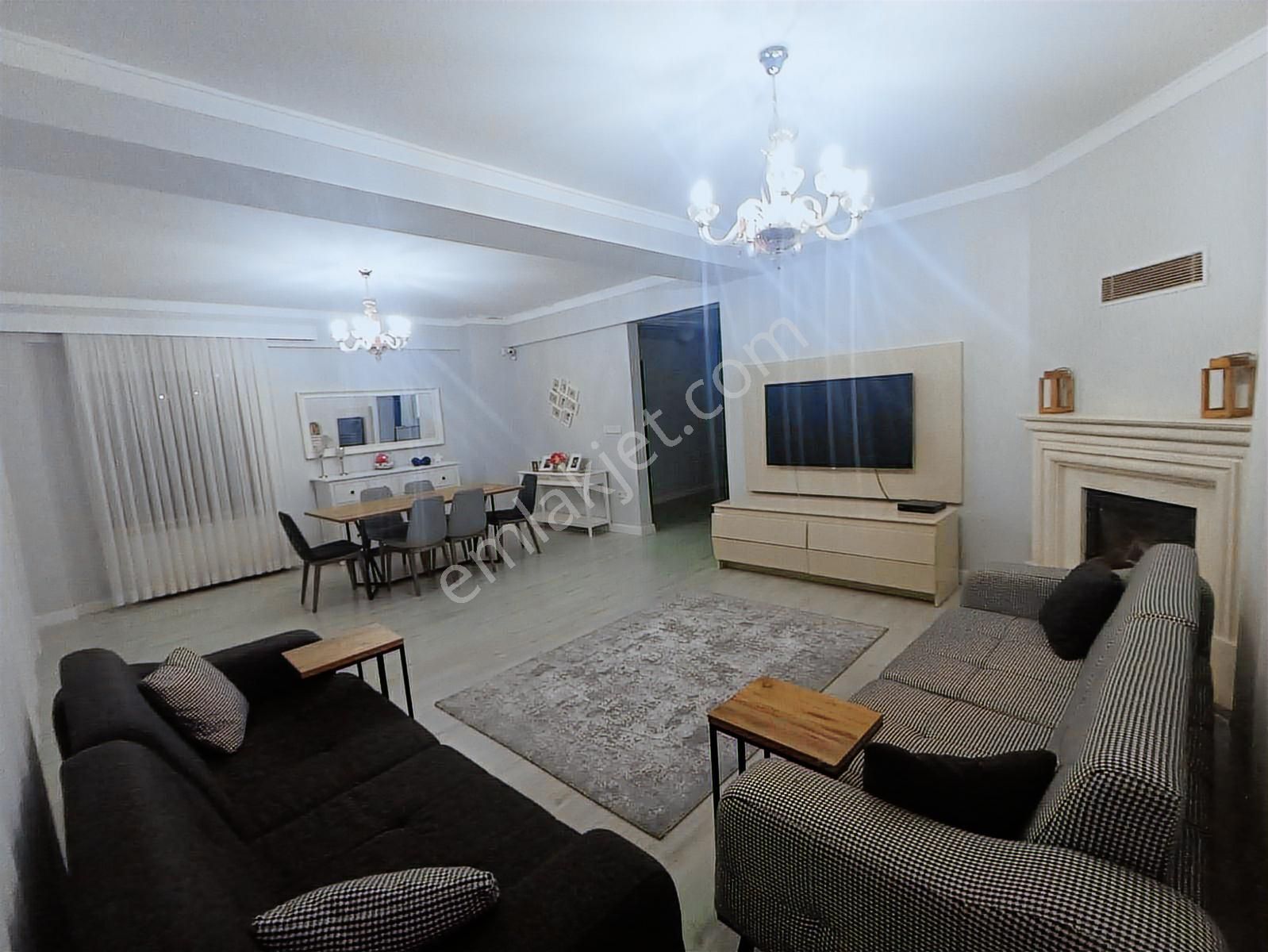 Silivri Enginkent Sitesinde Satılık Havuzlu Müstakil Villa - Görsel 5