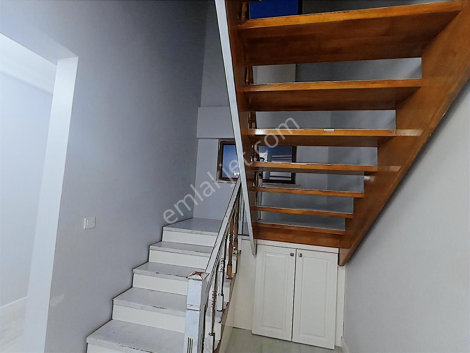 Silivri Enginkent Sitesinde Satılık Havuzlu Müstakil Villa - Görsel 3