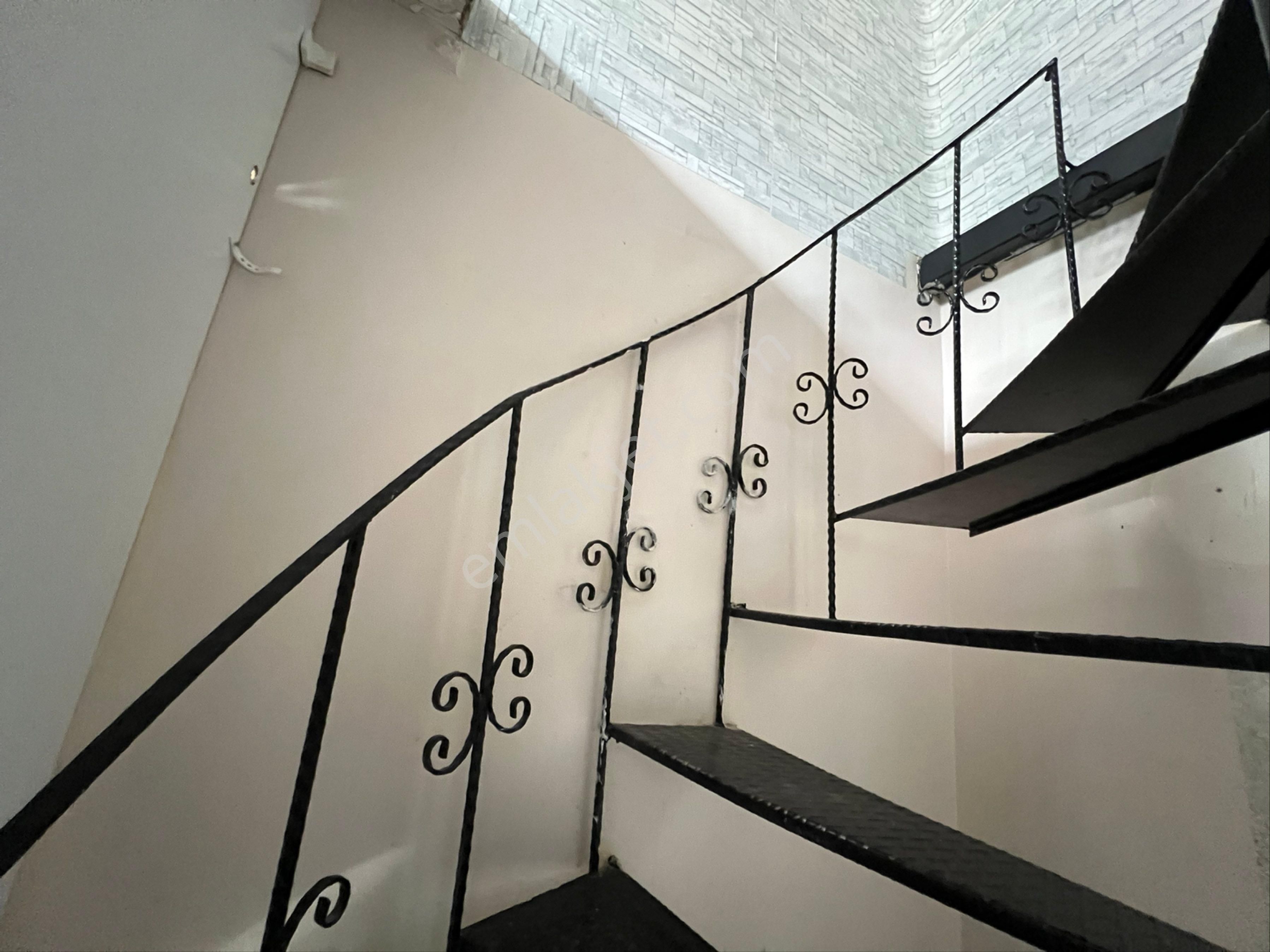 Kr Taç Güzelyalı Caddeüstü Dükkan - Görsel 16