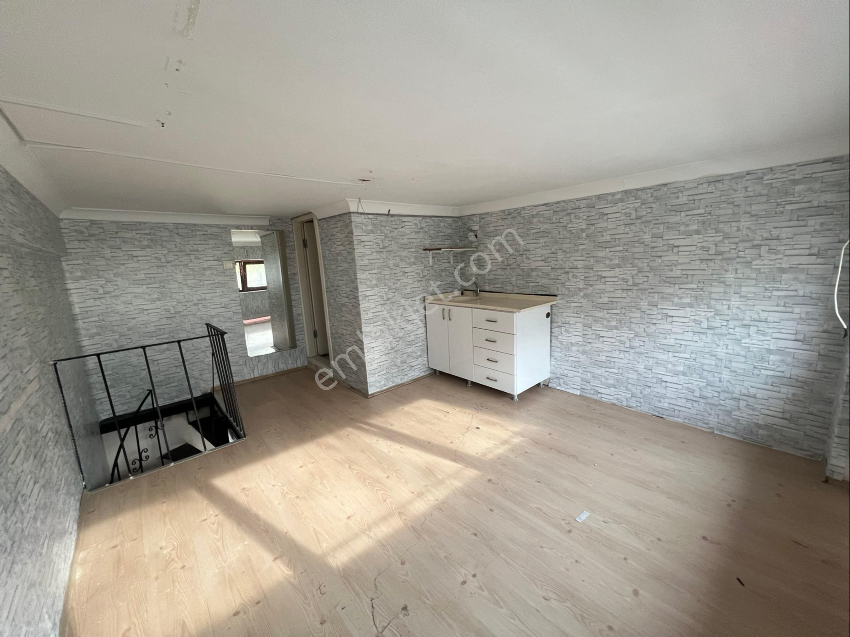 Kr Taç Güzelyalı Caddeüstü Dükkan - Görsel 18