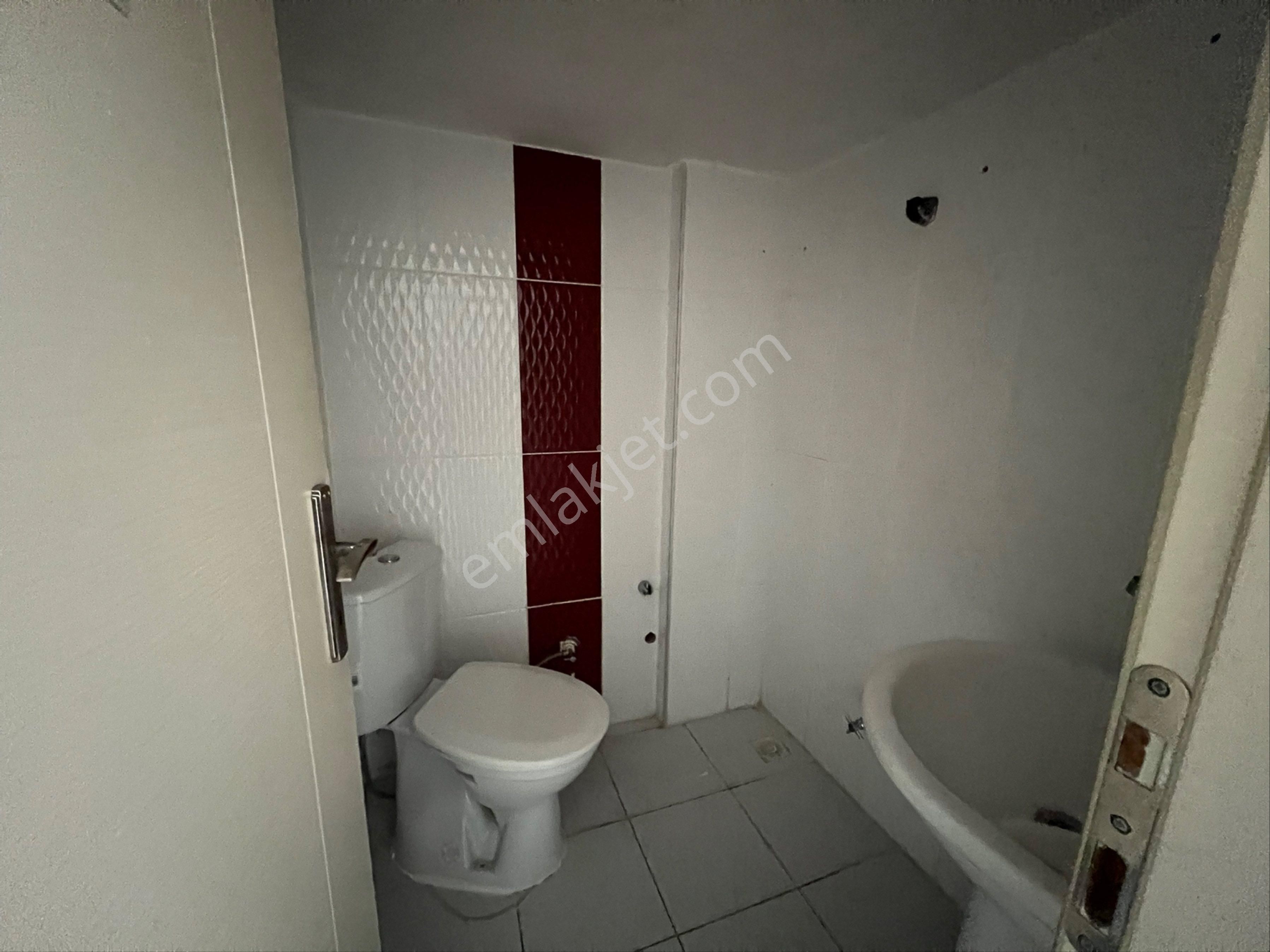 Kr Taç Güzelyalı Caddeüstü Dükkan - Görsel 24