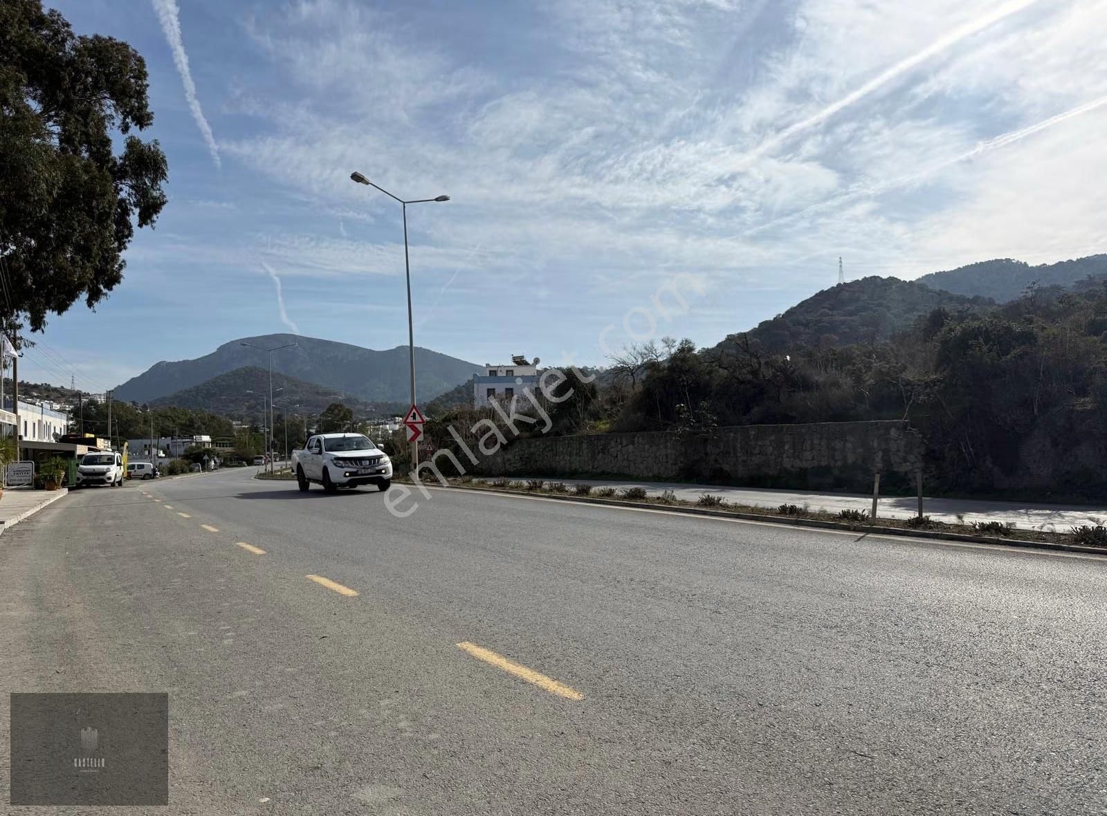 Anayola Sıfır Satılık Ticari İmarlı Arsa - Görsel 2