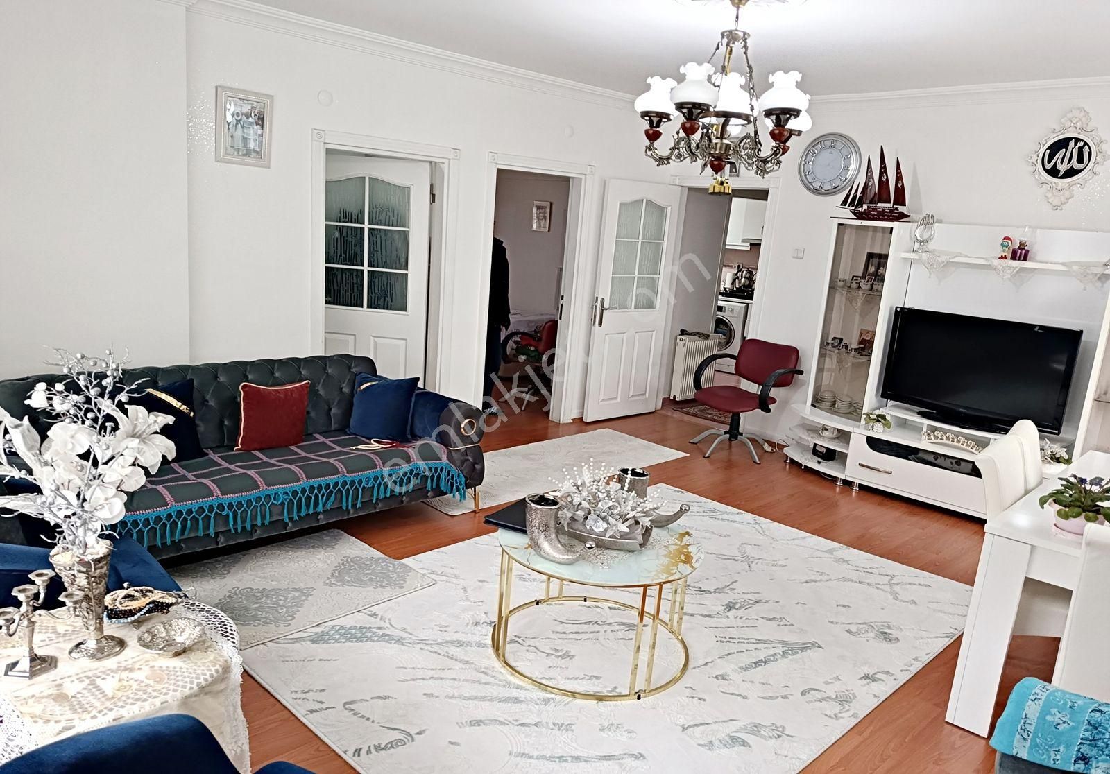 Demetlale'de Cemre Parkına Yakın 3+1 Satılık Daire - Görsel 3