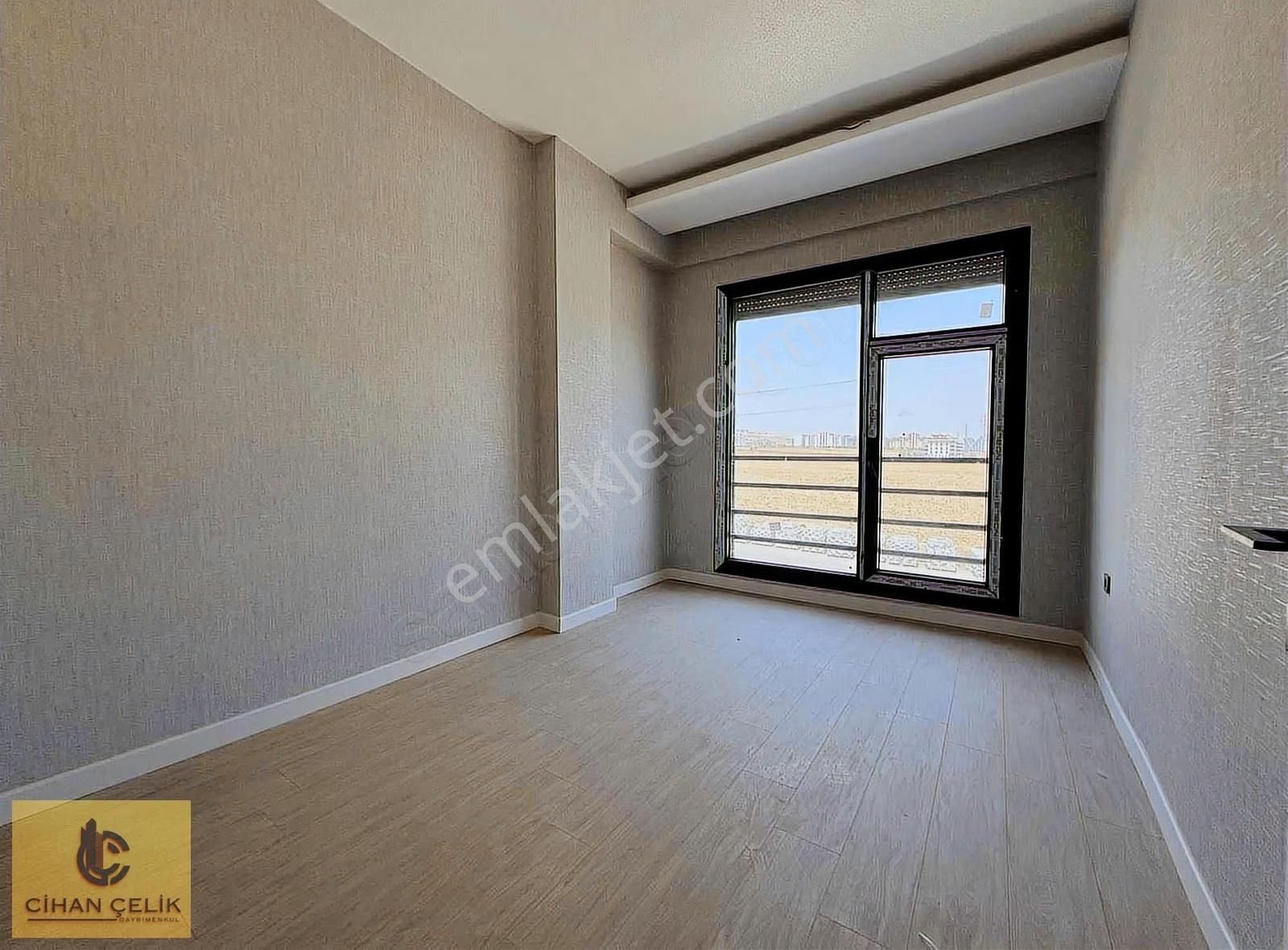 Beyhekim Caddesine Cephe Arakat 4+1 Ultra Lüks Akıllı Ev - Görsel 30