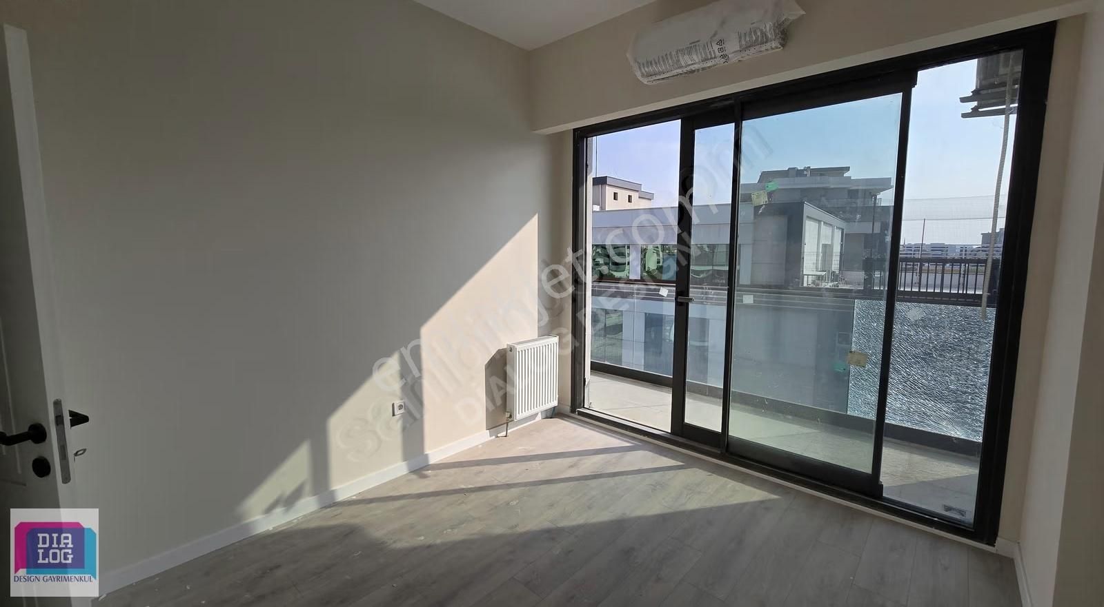 Çiğli Balatçık İnci Suit'te Satılık Lüks 1+1 Daire - Görsel 24