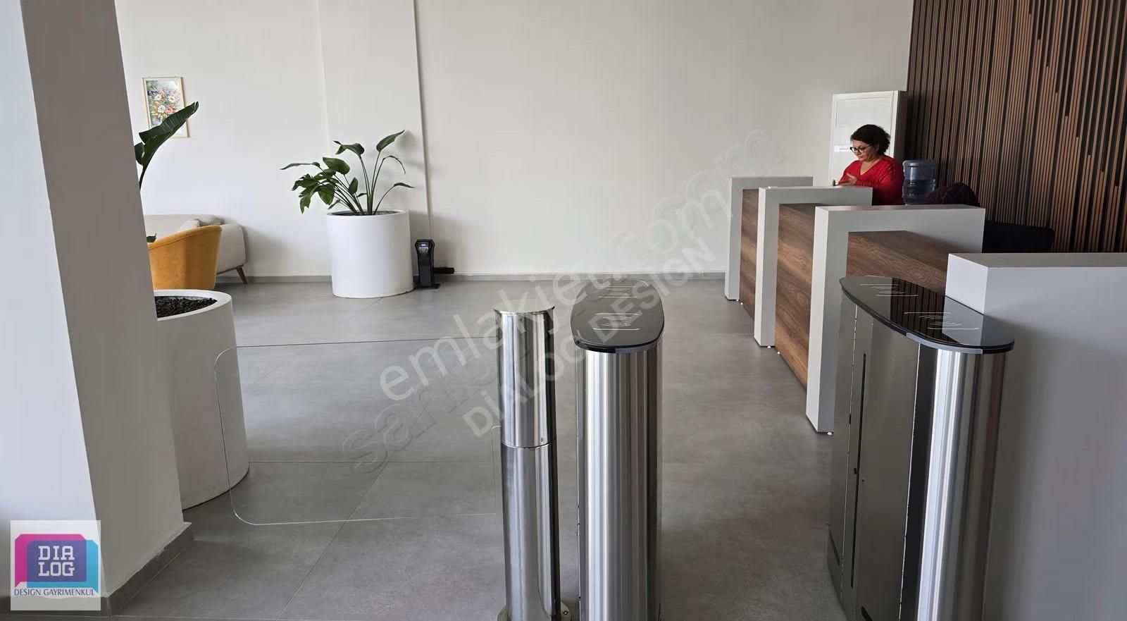 Çiğli Balatçık İnci Suit'te Satılık Lüks 1+1 Daire - Görsel 13