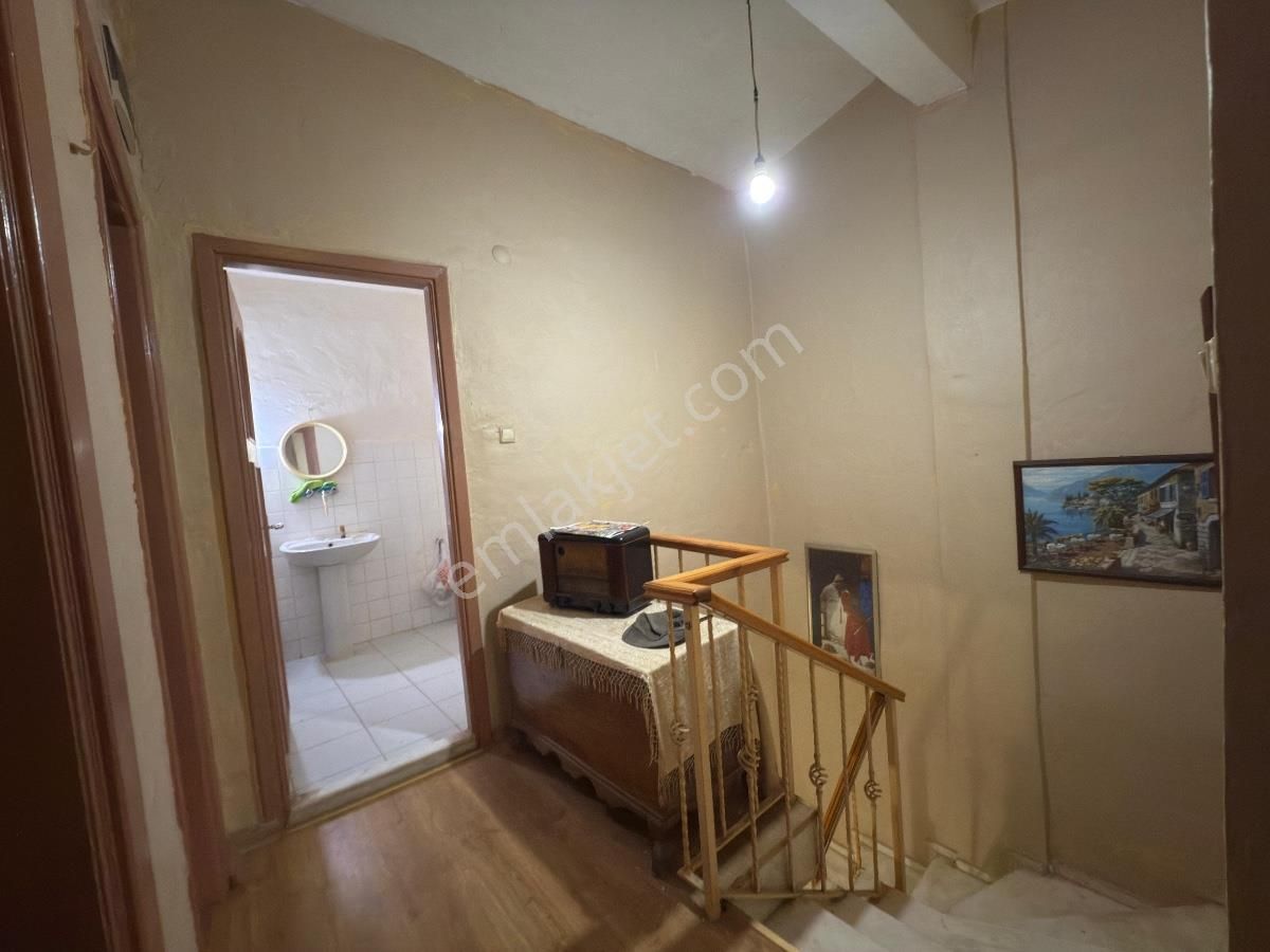 Bornova Saraykent-3’de Satılık Bahçeli Dubleks 3+1 - Görsel 35