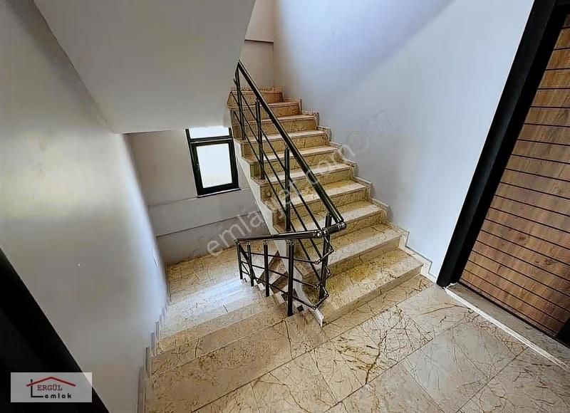 Adapazarı Merkezde Kiralık Daire - Görsel 10