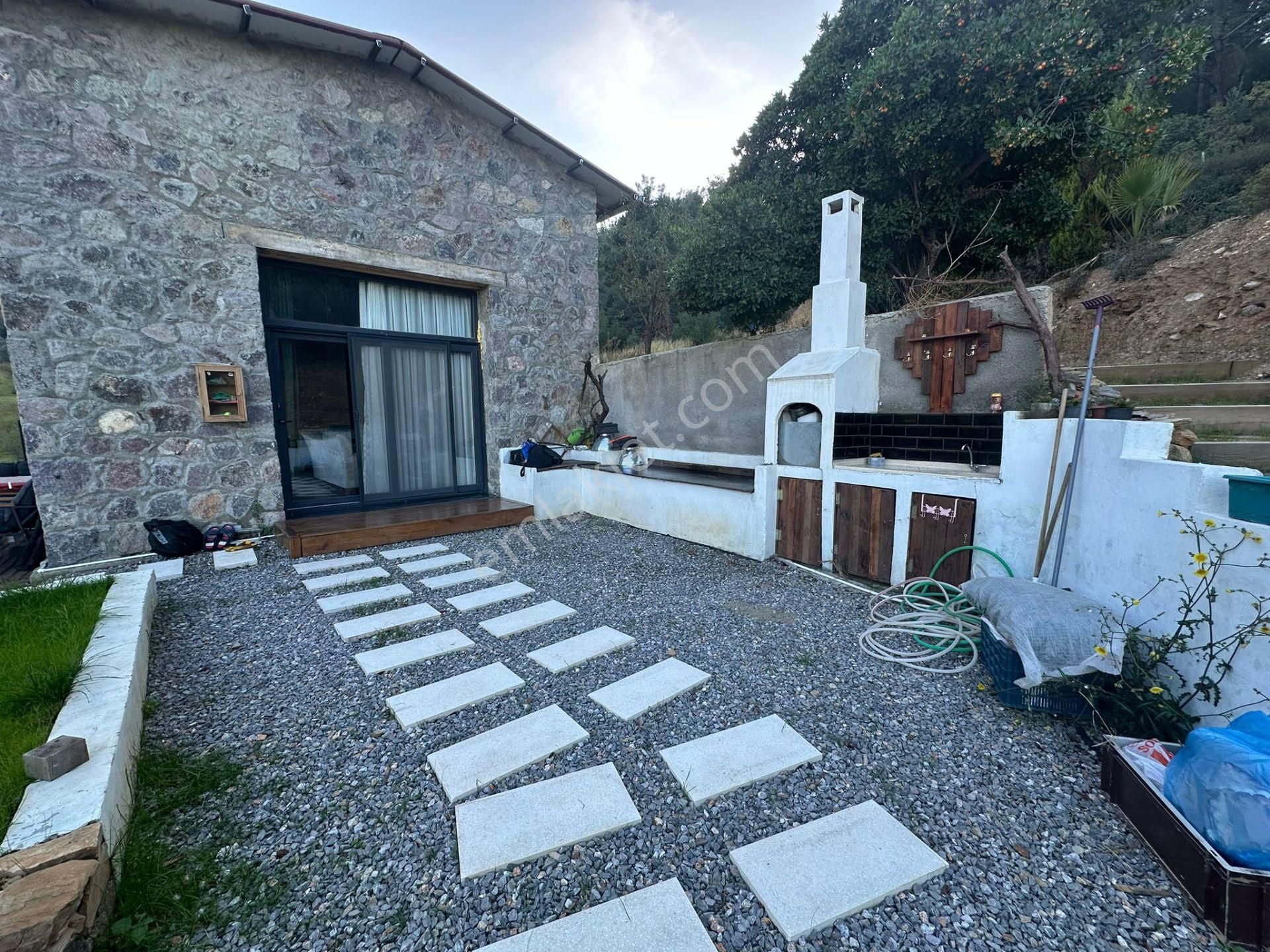 Kemalpaşa Armutlu’da Satılık Arazi Ve Taş Ev - Görsel 24