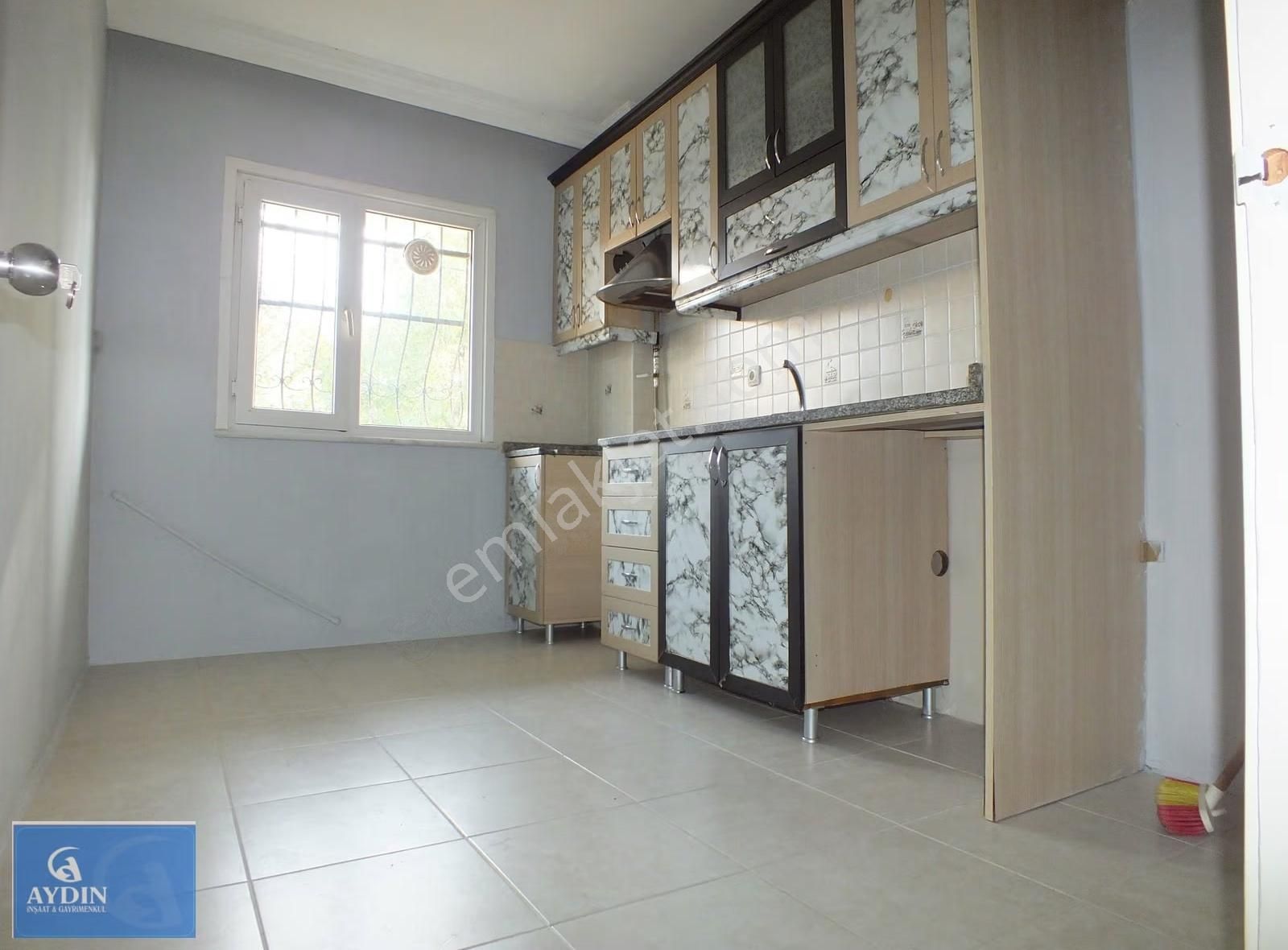 Balkonlu Metroya Yürüme Mesafesinde 2+1 Kiralık 90m2 Ters Dublex - Görsel 4