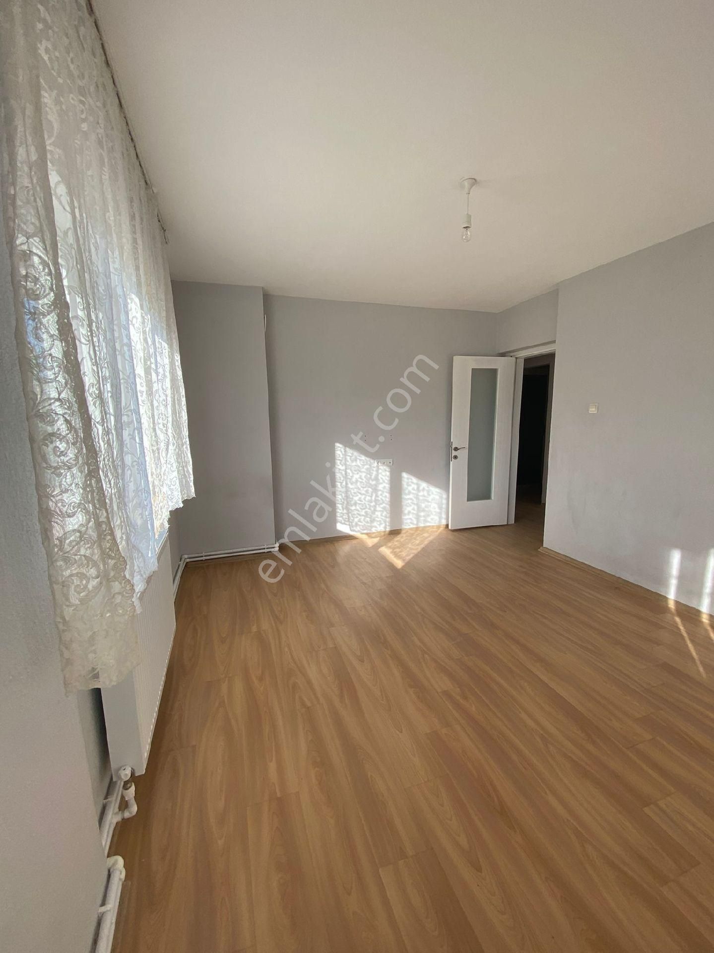 Yıldıztepe 4 Katlı Belediye Konutları - Görsel 6