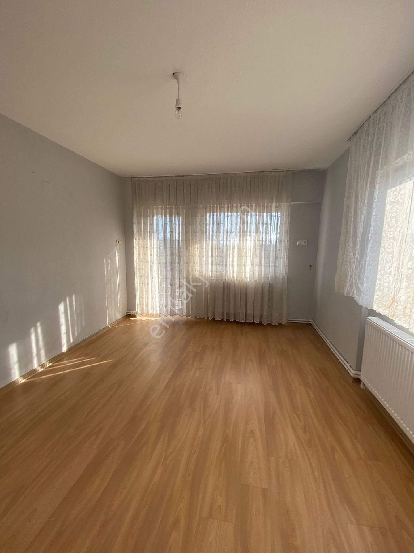 Yıldıztepe 4 Katlı Belediye Konutları - Görsel 7