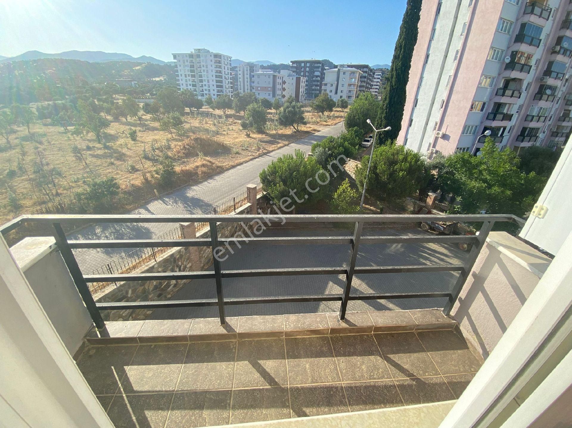 Yıldıztepe 4 Katlı Belediye Konutları - Görsel 28