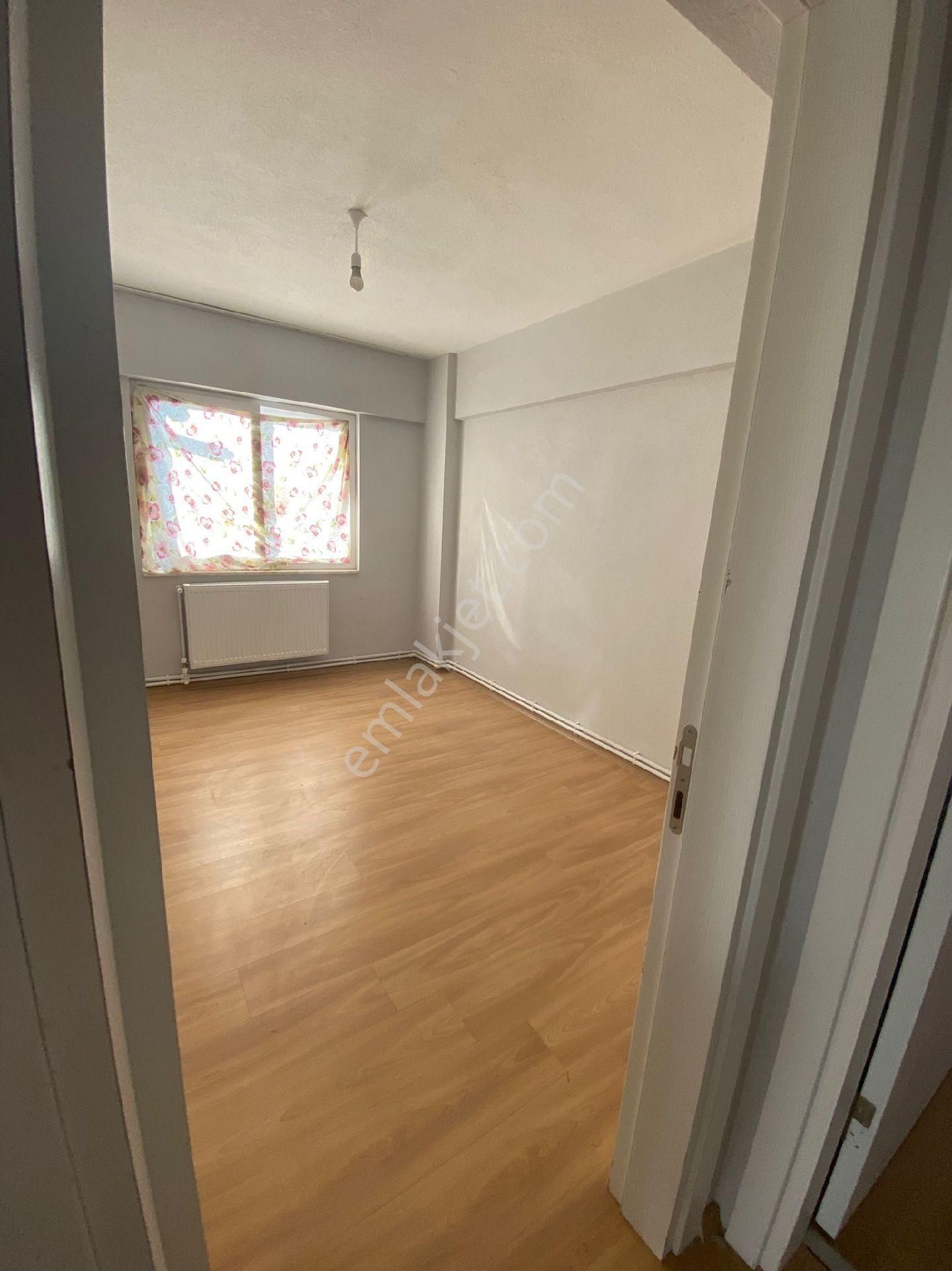 Yıldıztepe 4 Katlı Belediye Konutları - Görsel 10