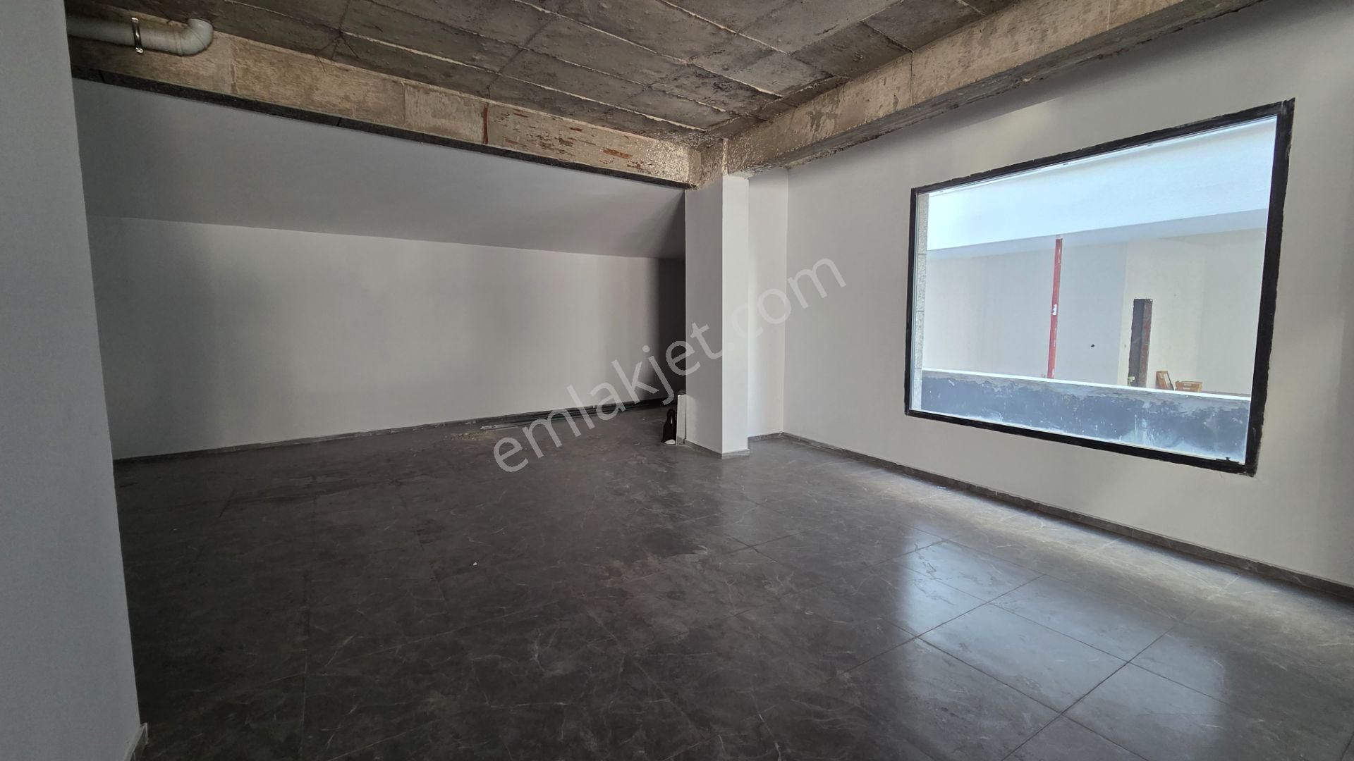 İstiklal Cad. Kiralık Dükkan - Geniş Cepheli - Görsel 10