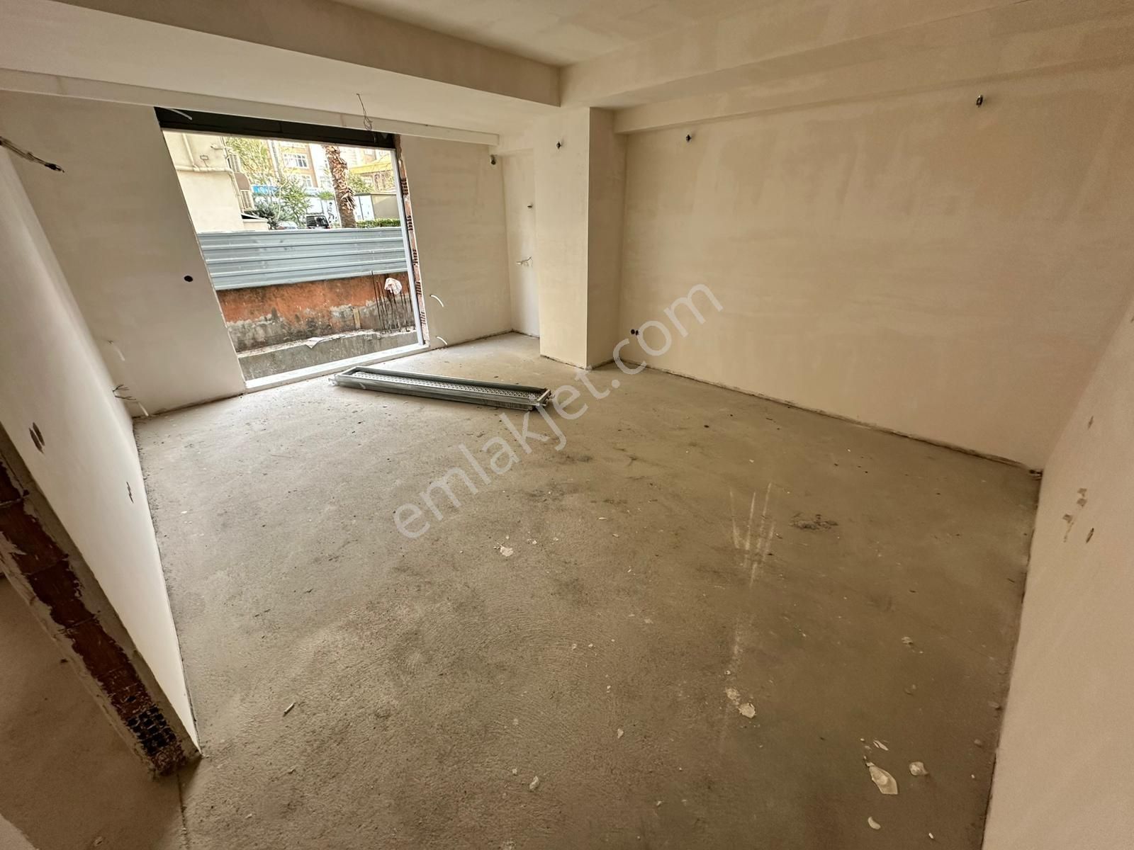 Yatırım'dan İdealtepe Bağdat Cad. Üzerinde Sıfır Yapı Keyifli1+1