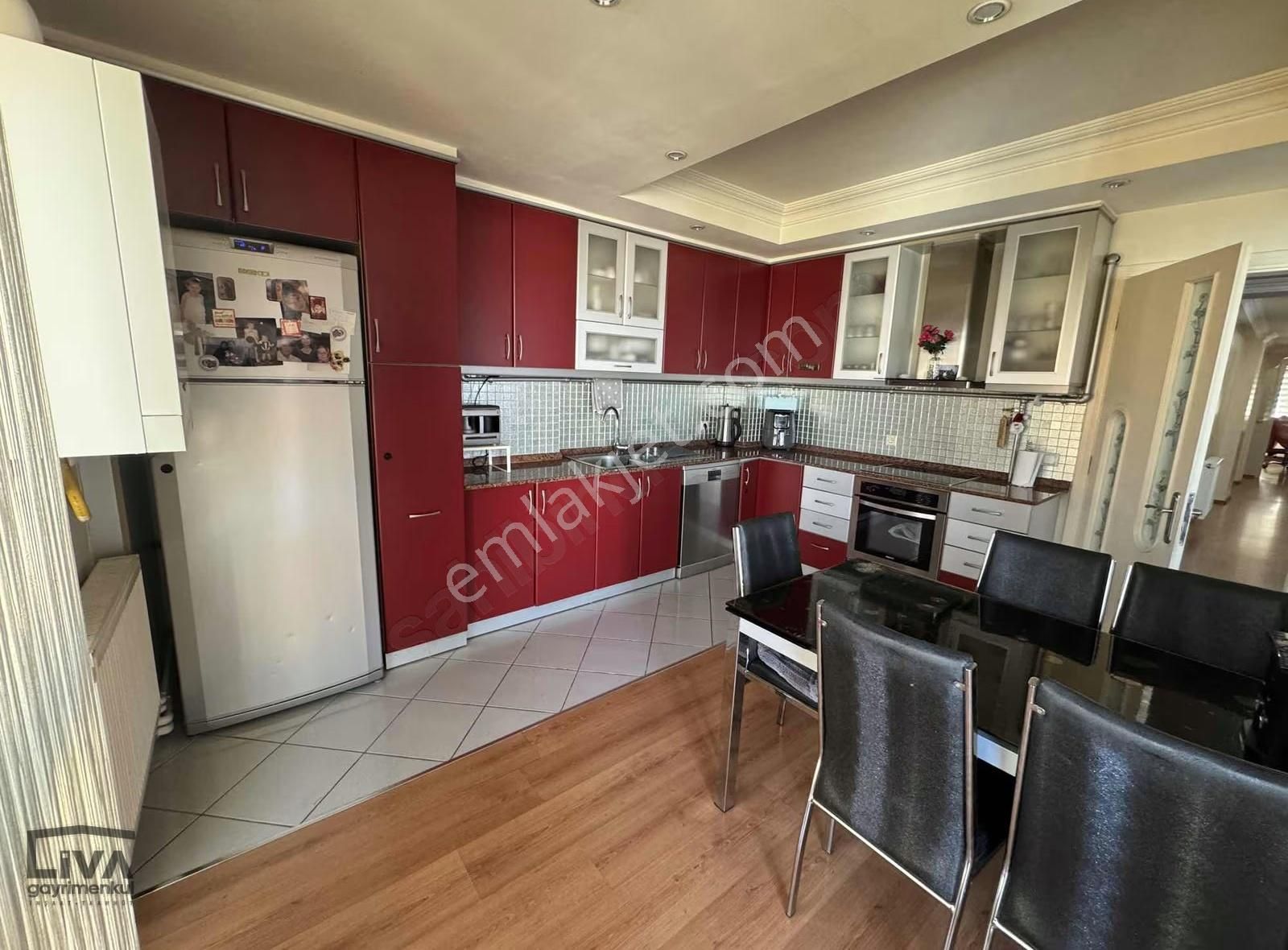 Liva Gayrimenkulden Çamlıkta Eşsiz Konumda Fırsat 3+1 Daire - Görsel 17