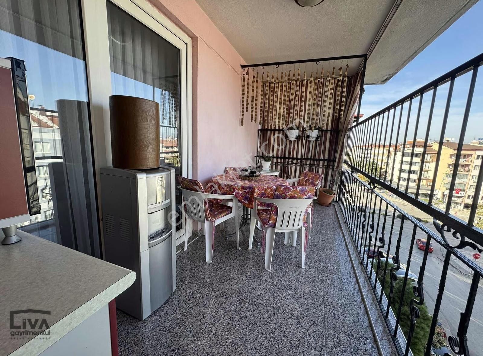 Liva Gayrimenkulden Çamlıkta Eşsiz Konumda Fırsat 3+1 Daire - Görsel 16