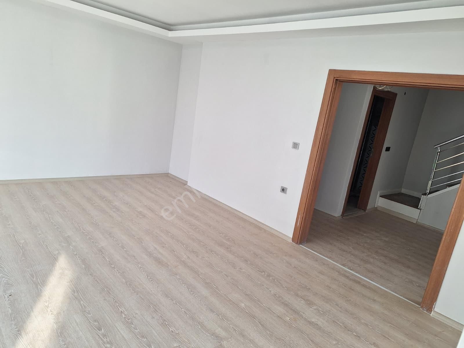 Rt Safir'den Akçalar Gölvadi 2'de Satılık 3+1 Dublex Daire - Görsel 3