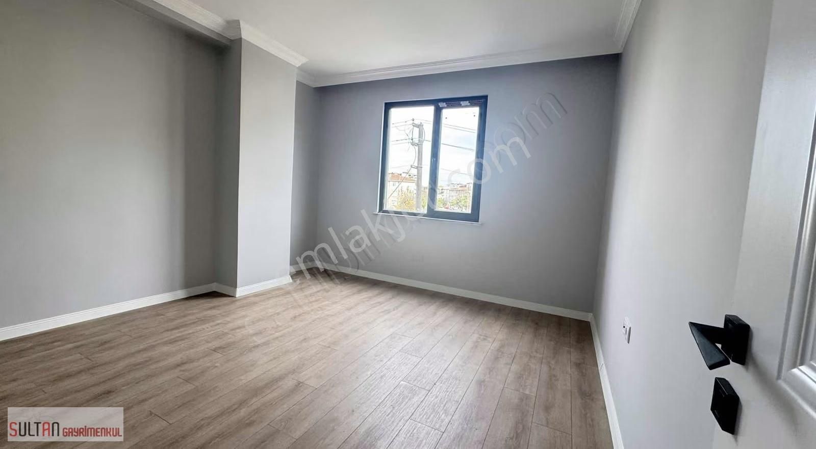 Sultan Gayrımenkulden Sırasöğütler Marmaray'a Ykn 2 + 1 Orta Kat - Görsel 3