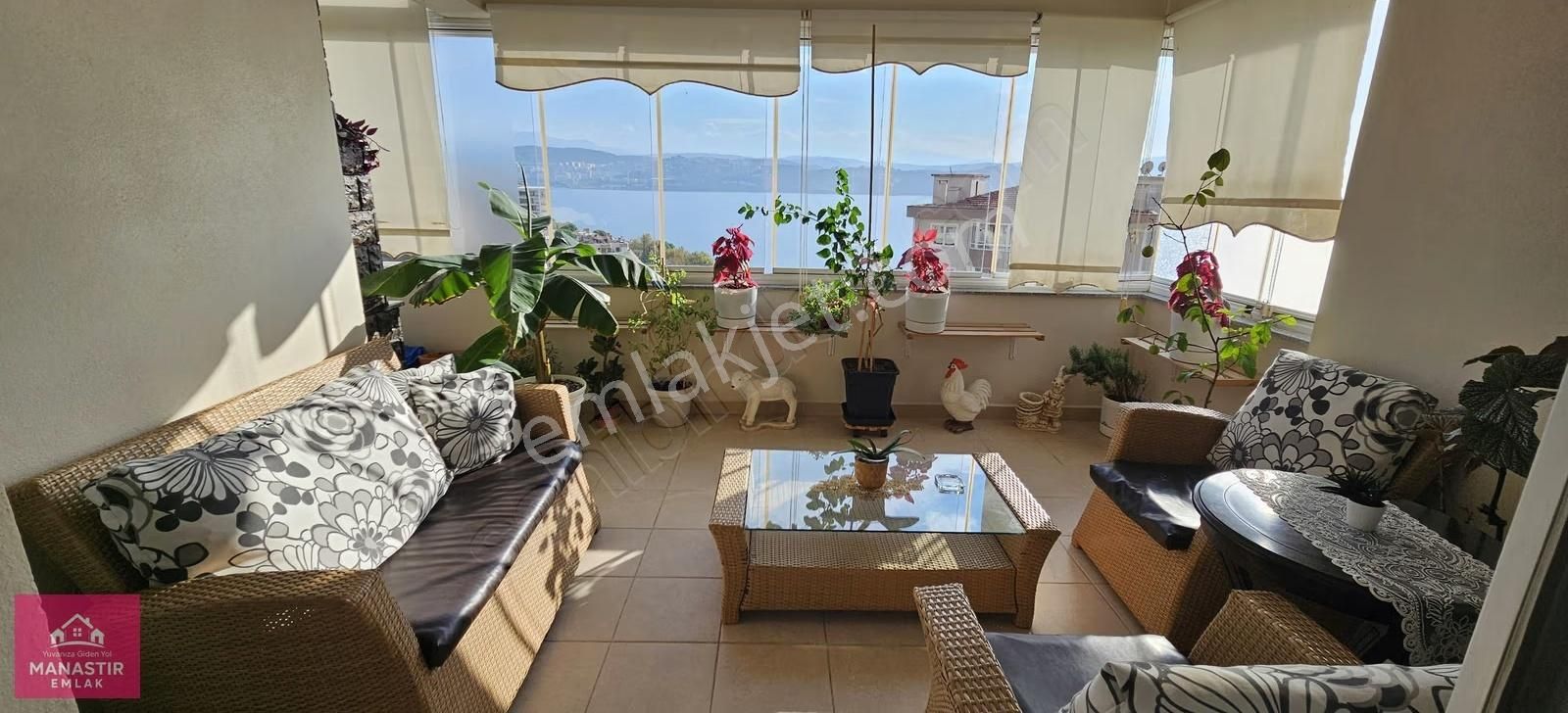 Manastır Emlak'tan Deniz Manzaralı Eşyalı Daire 40.000 Tl