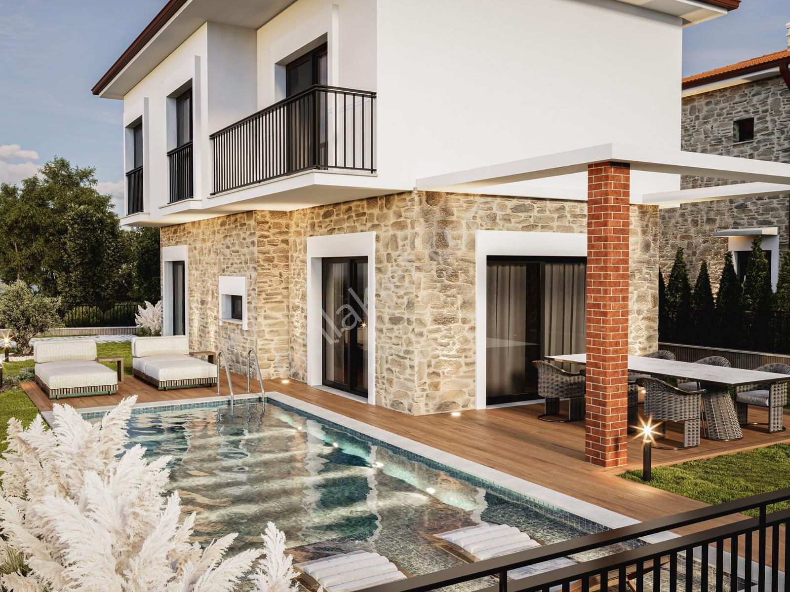 Güzelçamlı'da Denize 700 Metre - Havuzlu, Geniş Bahçeli 4+1 Villa - Görsel 3