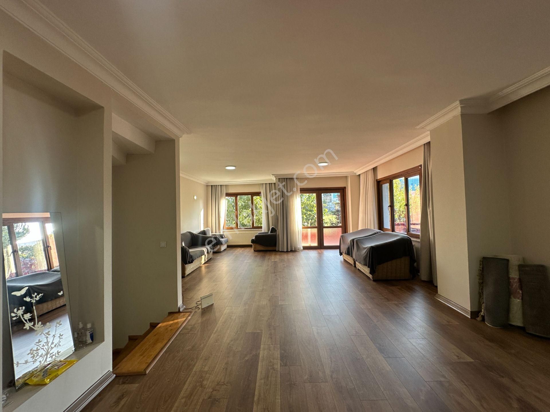 Turyap Tan Pendik Çamlık Garden Park Sitesinde 4+2 Satılık Villa - Görsel 17