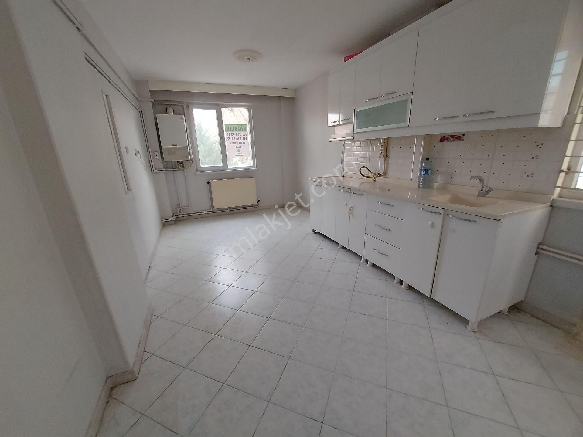 Murat Türkmen'den Sincan'da Kiralık Mükemmel_konumda Ön_cepheli 1.katta Büyük_2+1_daire_fırsatı - Görsel 24