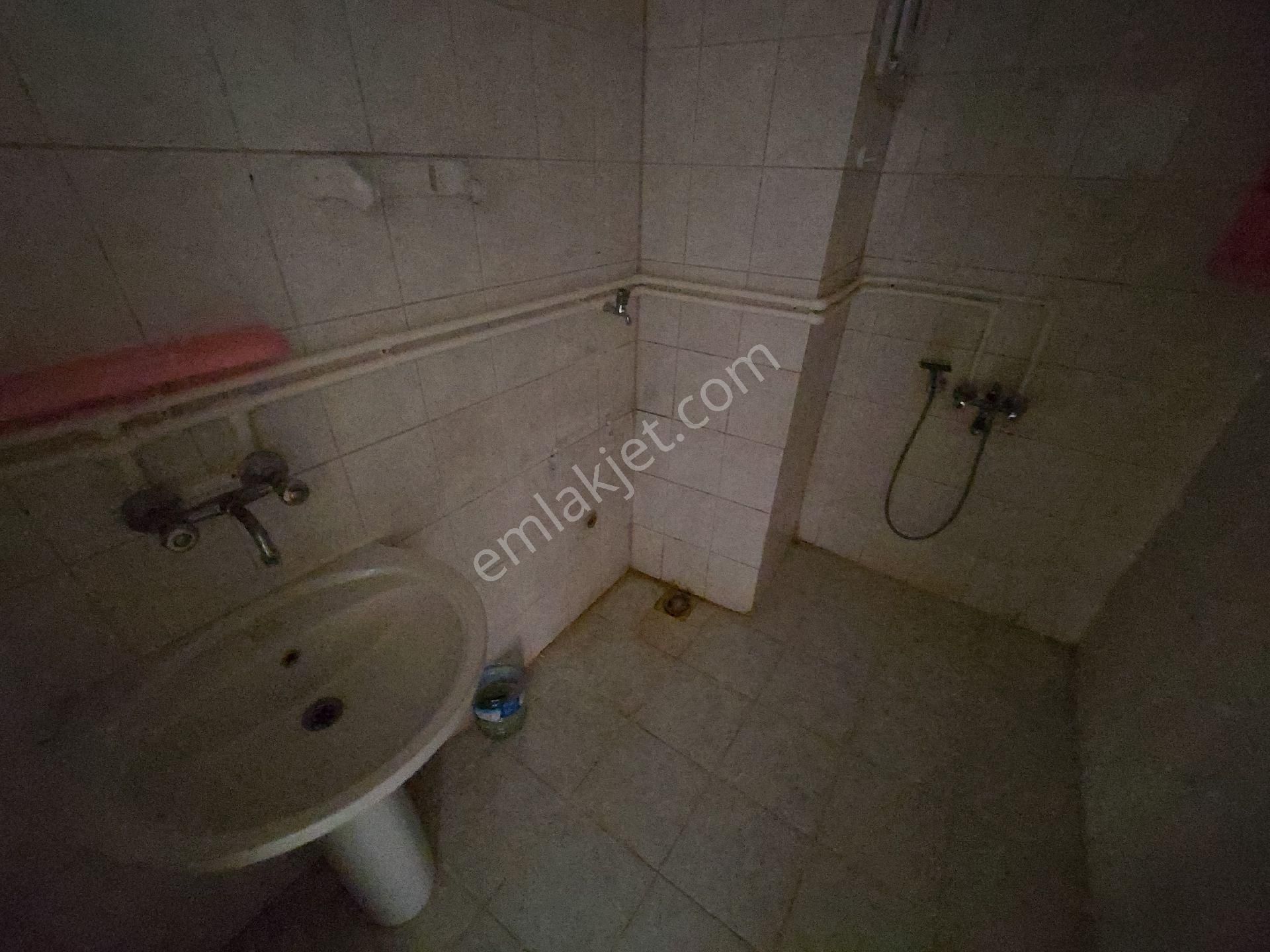 Murat Türkmen'den Sincan'da Kiralık Mükemmel_konumda Ön_cepheli 1.katta Büyük_2+1_daire_fırsatı - Görsel 30