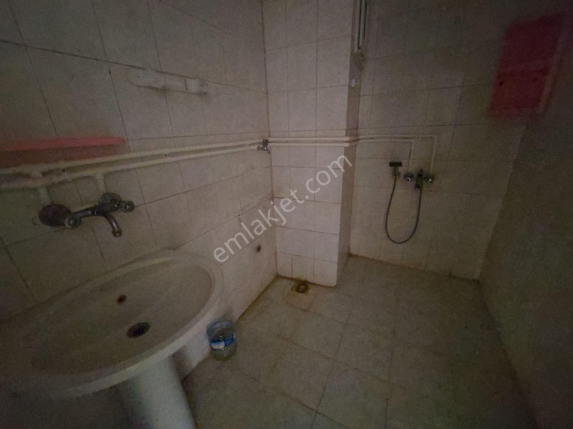 Murat Türkmen'den Sincan'da Kiralık Mükemmel_konumda Ön_cepheli 1.katta Büyük_2+1_daire_fırsatı - Görsel 29