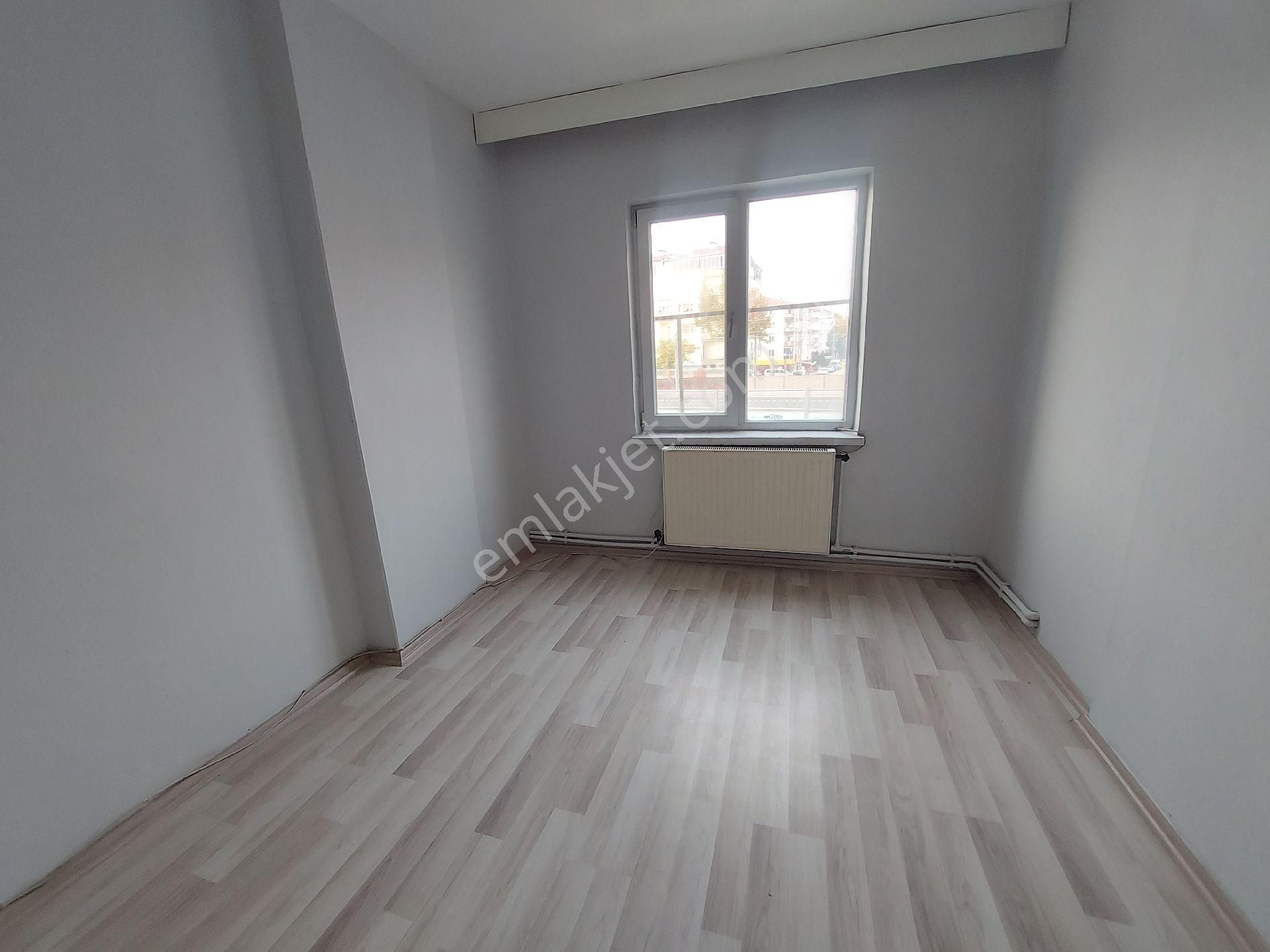 Murat Türkmen'den Sincan'da Kiralık Mükemmel_konumda Ön_cepheli 1.katta Büyük_2+1_daire_fırsatı - Görsel 20