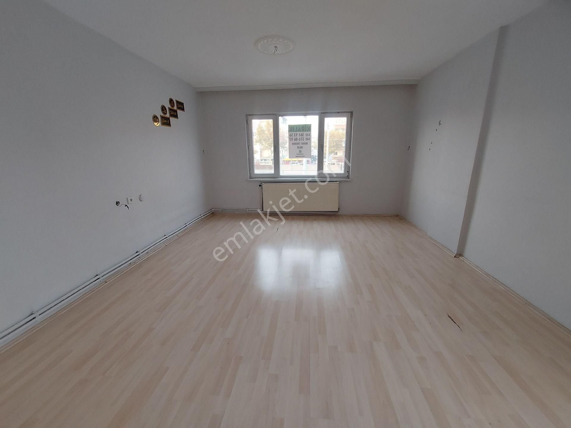 Murat Türkmen'den Sincan'da Kiralık Mükemmel_konumda Ön_cepheli 1.katta Büyük_2+1_daire_fırsatı - Görsel 12