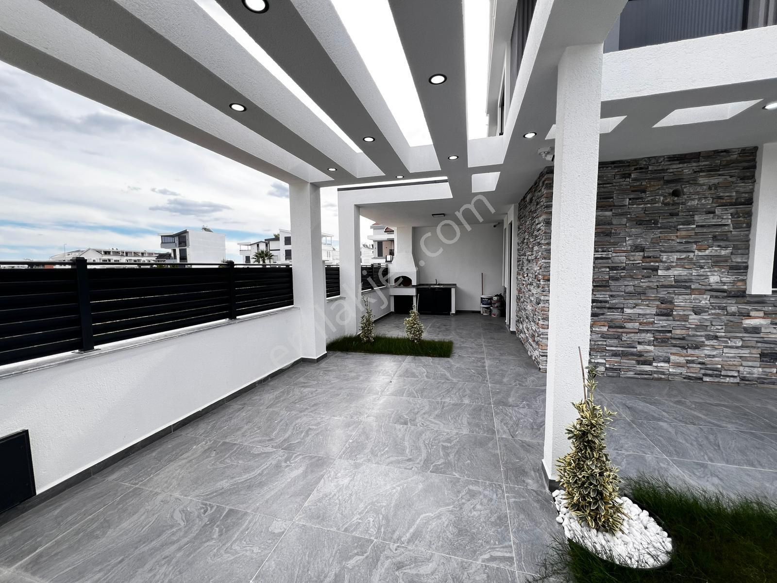 Lüx Triplex Villa - Görsel 4