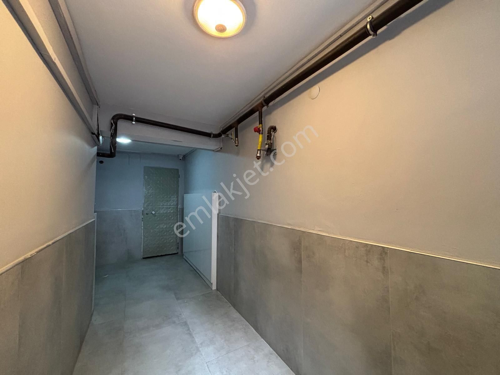 Alsancak Cami Yakın 1.kat 2+1 Asansörlü Klimalı Kiralık Daire! - Görsel 4