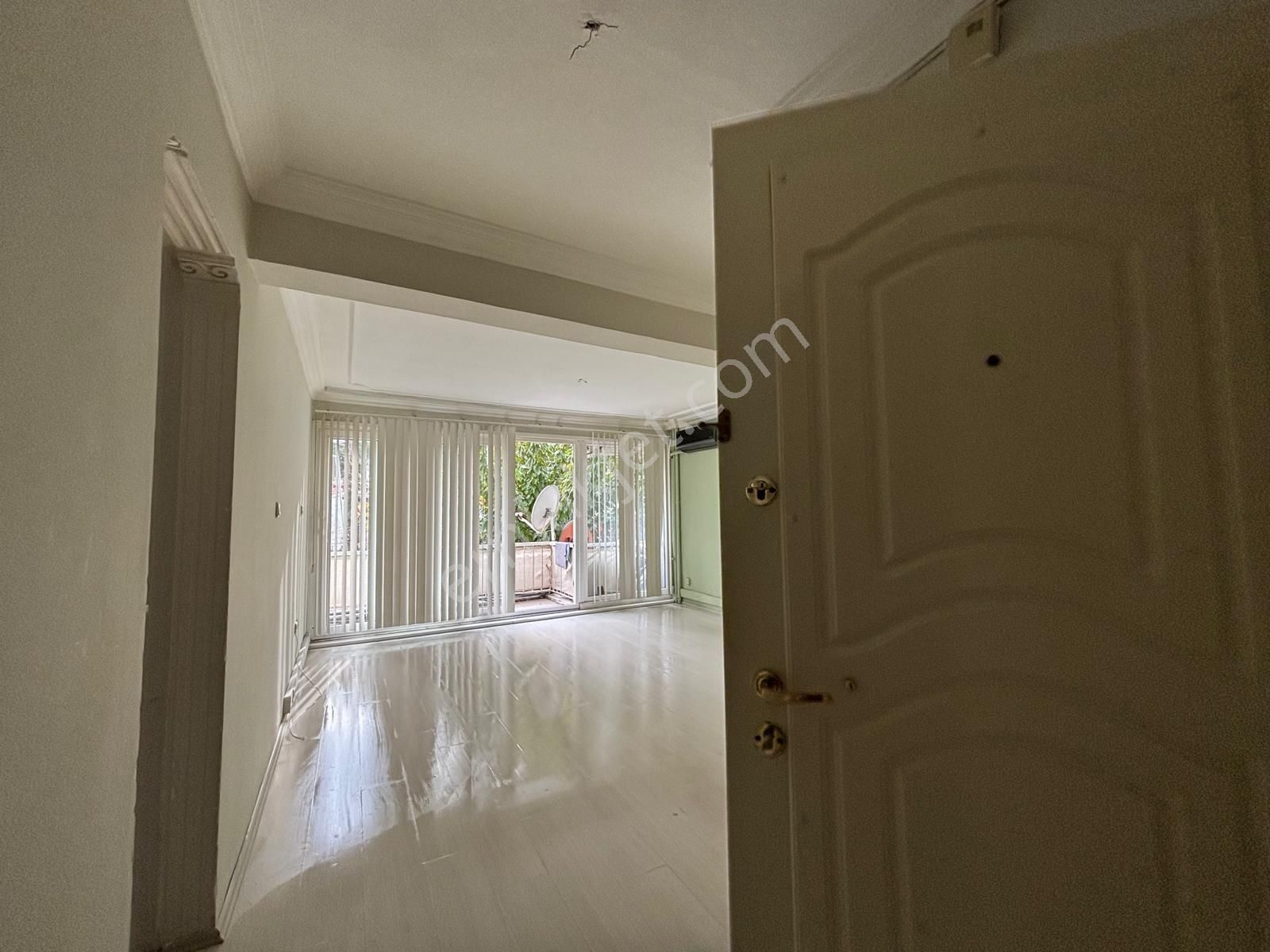 Alsancak Cami Yakın 1.kat 2+1 Asansörlü Klimalı Kiralık Daire! - Görsel 14