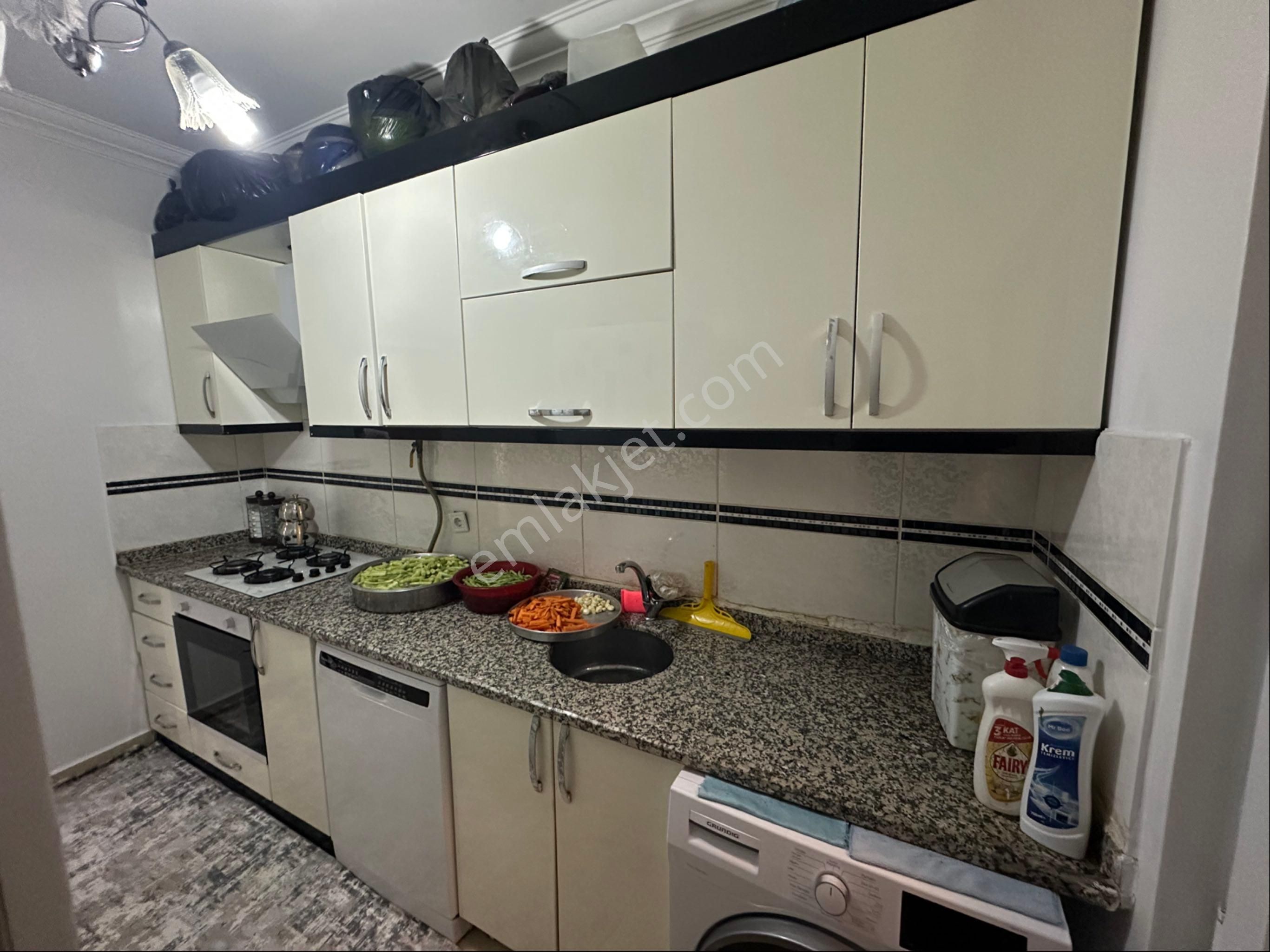 Kareden Seyrantepede Merkezi Lokasyonda Satılık 2+1 Daire - Görsel 13