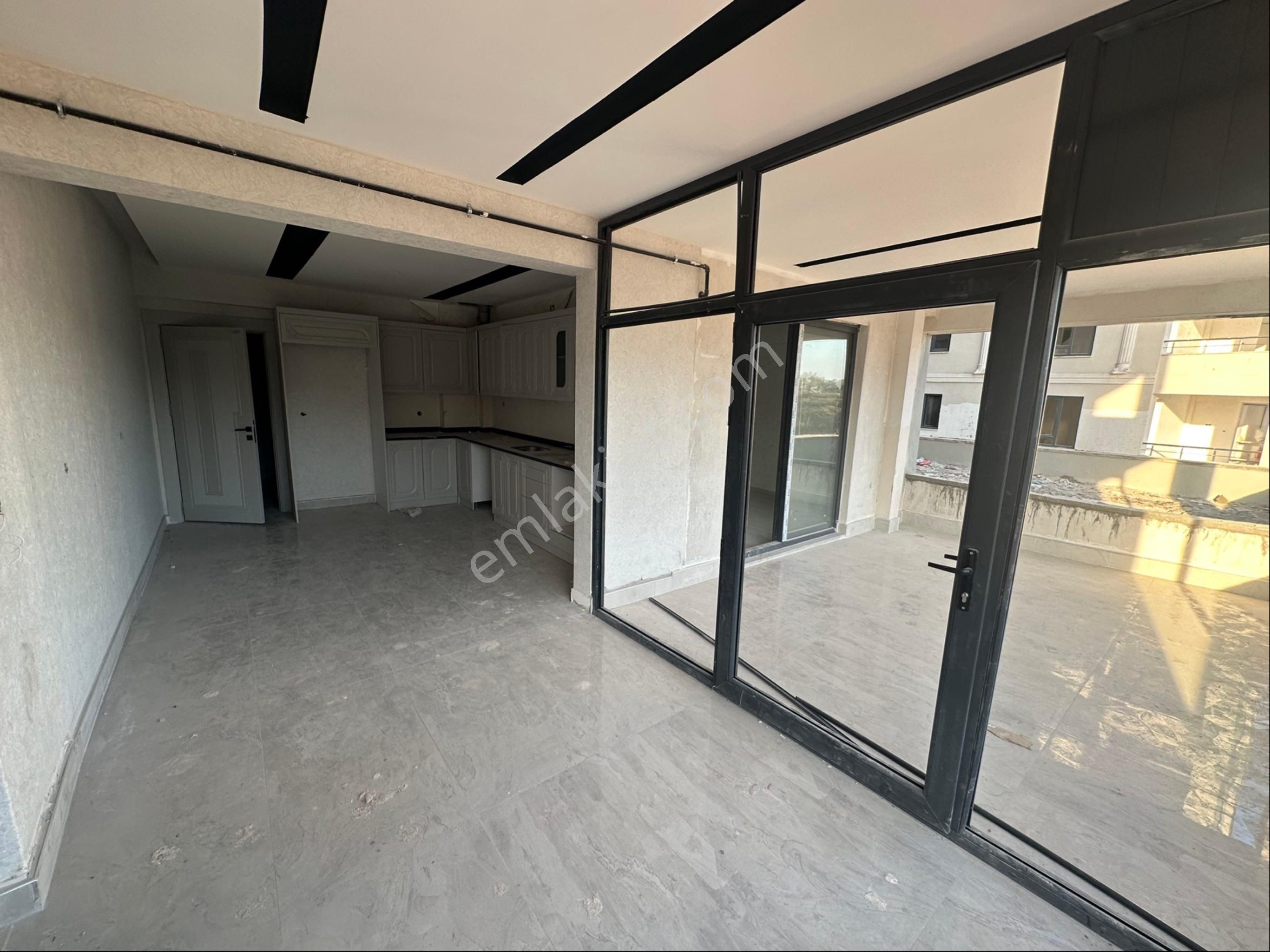 Kareden Seyrantepede Satılık Sıfır 3.5.+1 Geniş Daireler - Görsel 6