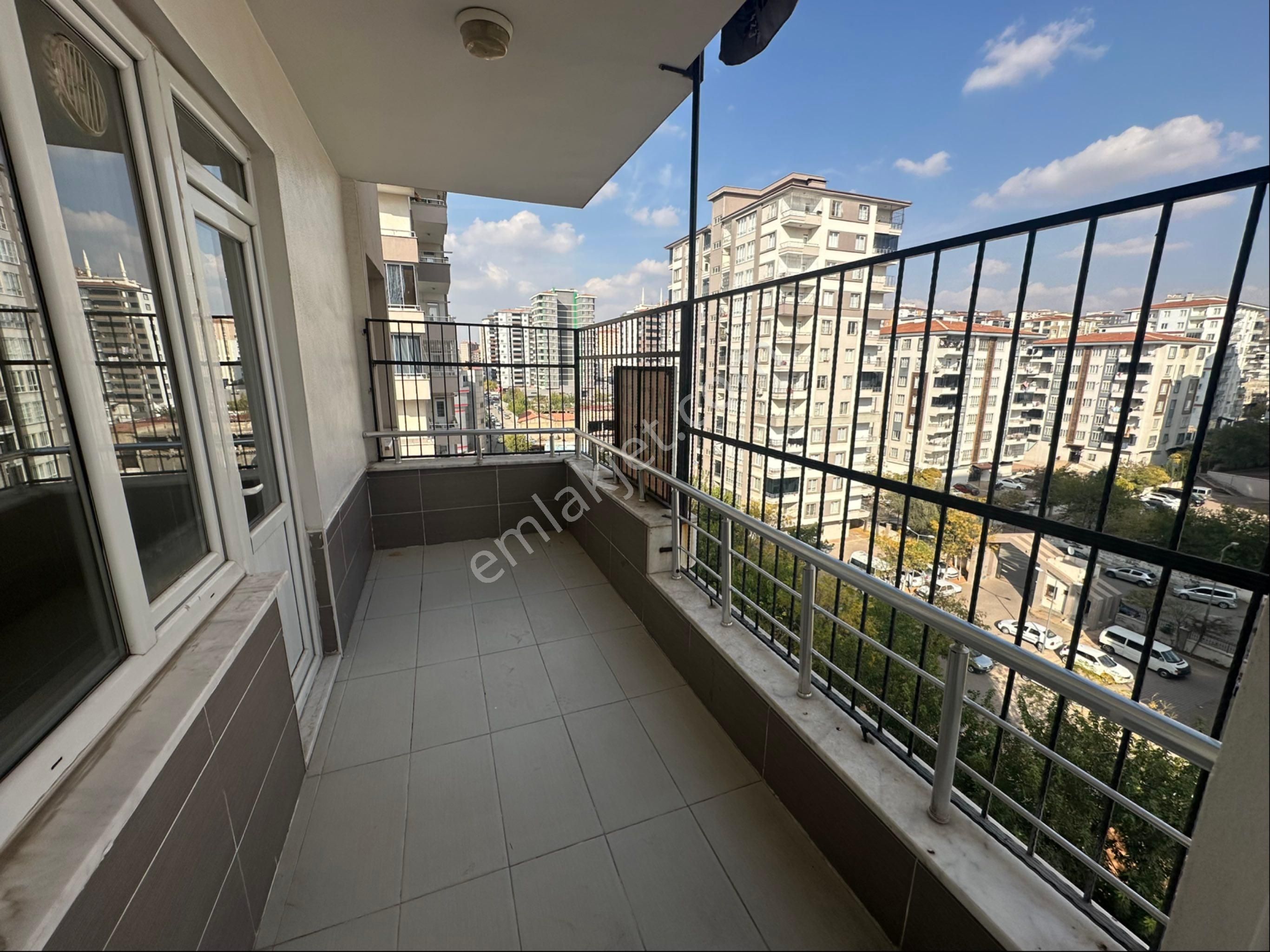 Kareden Sultana Hastane Arkası Satılık 2+1 Daire - Görsel 4