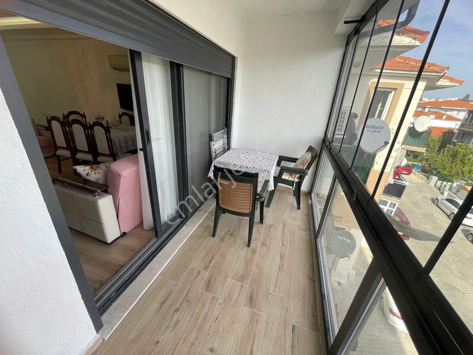 Turyap Çeşme Musalla Marinaya Yakın Kiralık 2+1 Eşyalı Sıfır Daire - Görsel 14