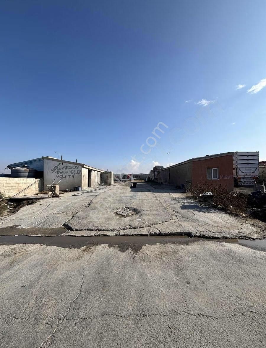 Mert Emlak'tan Fırsat Hem Arsa Hem İş Yeri - Görsel 2