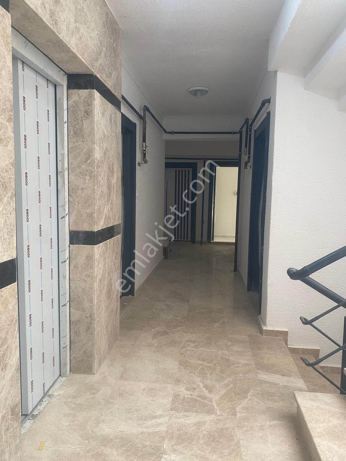 Yalova Çınarcık Tesviye Plaşlar Mevki Denize Bir Adım Sıfır 2+1 Daire İlk Siz Oturacaksınız - Görsel 18