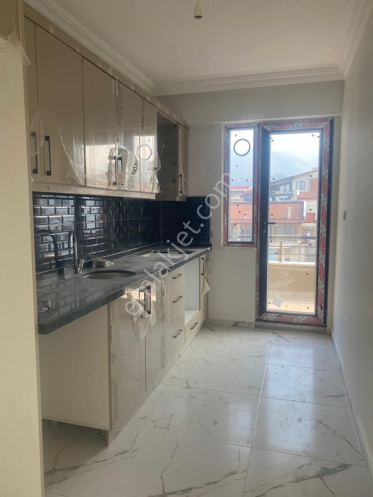 Yalova Çınarcık Tesviye Plaşlar Mevki Denize Bir Adım Sıfır 2+1 Daire İlk Siz Oturacaksınız - Görsel 5
