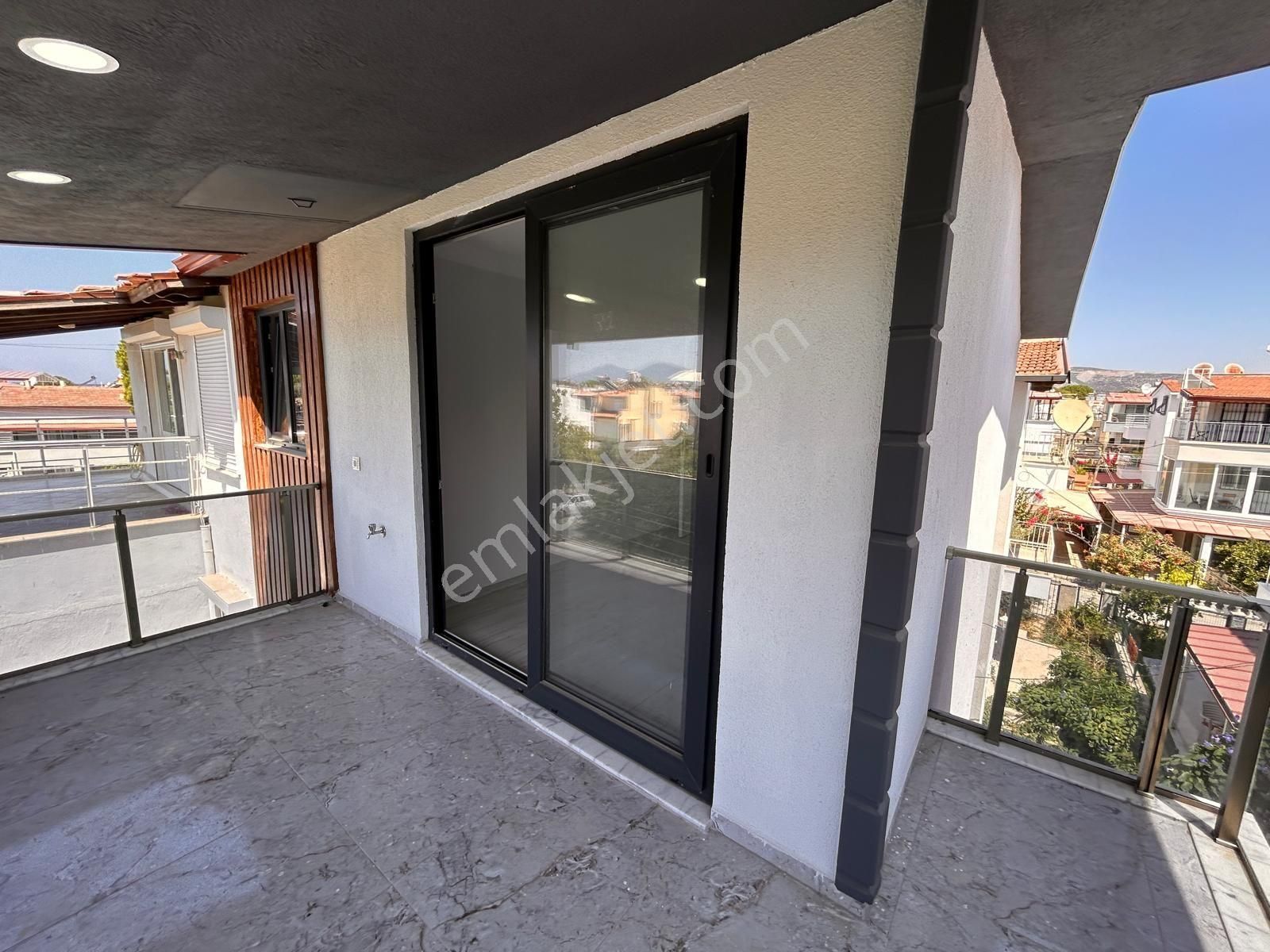 Kuşadası Karaova Mahallesi'nde Denize Yakın 4+1 Satılık Yazlık - Görsel 8