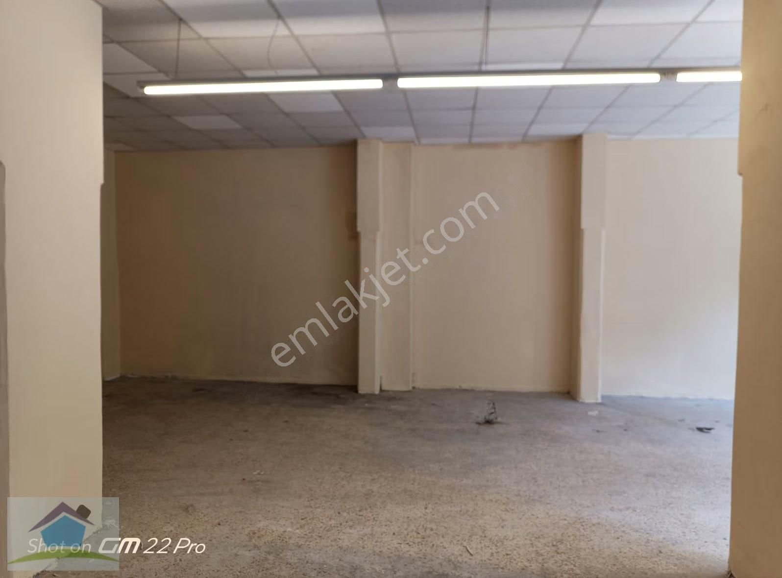 Pino Dan Bayraklı Mahallesinde Kullanıma Hazır Satılık Dükkan - Görsel 3