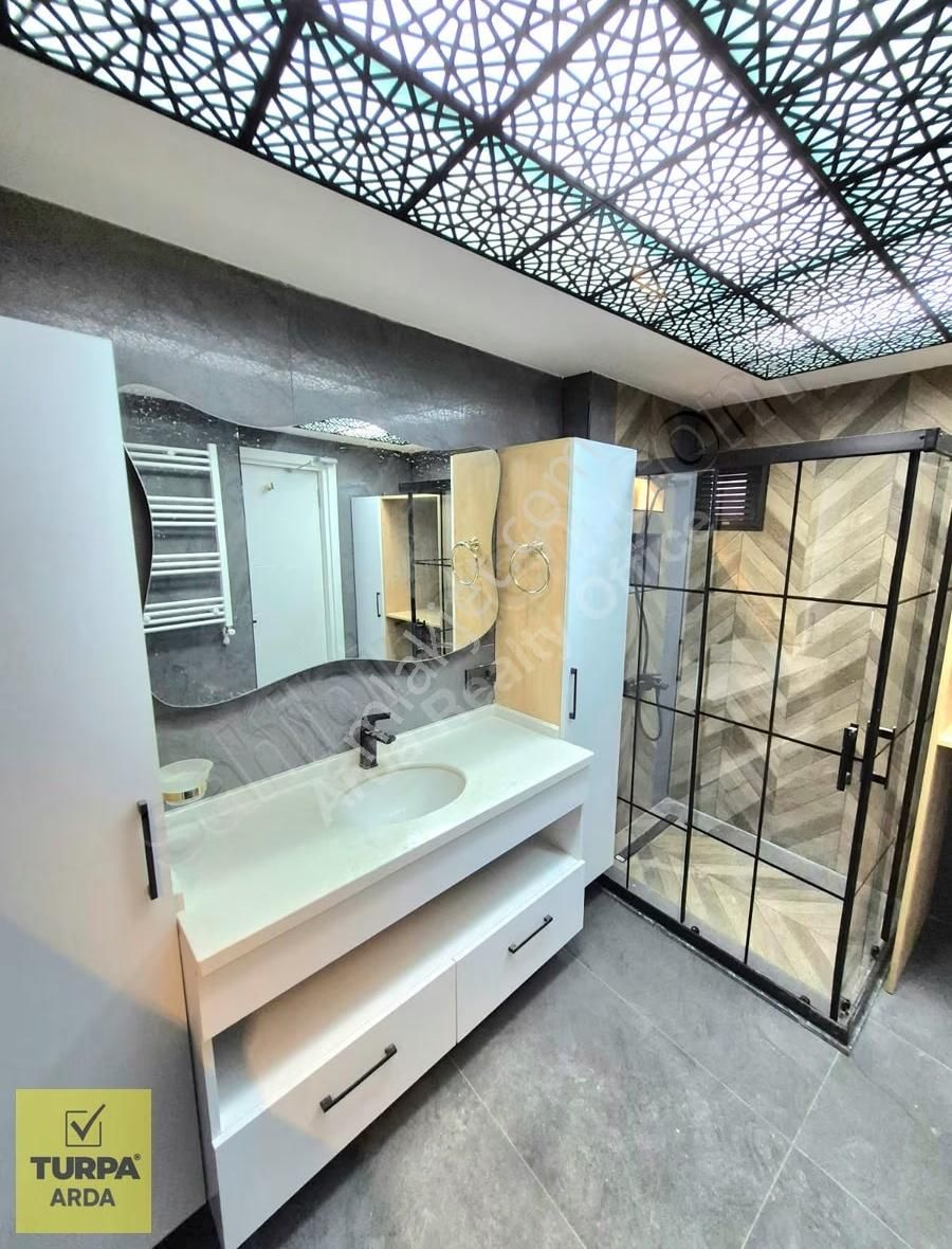 K.yaka Zübeyde Hanım Anıtı Yakını Ultura Lüks 2+1 90 M2 - Görsel 26