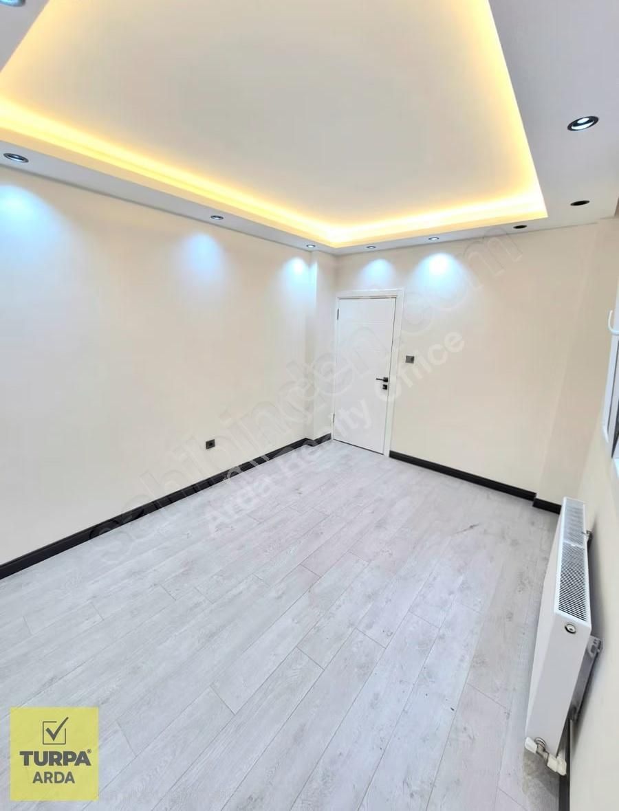 K.yaka Zübeyde Hanım Anıtı Yakını Ultura Lüks 2+1 90 M2 - Görsel 33