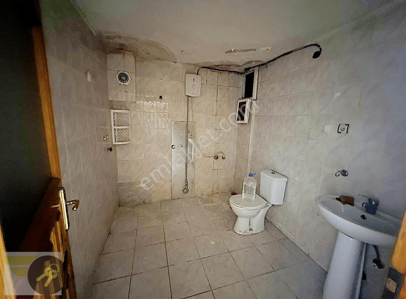 *of Gayrimenkul* İlçe Merkezinde 3+1 130m2 Fırsat Daire - Görsel 3