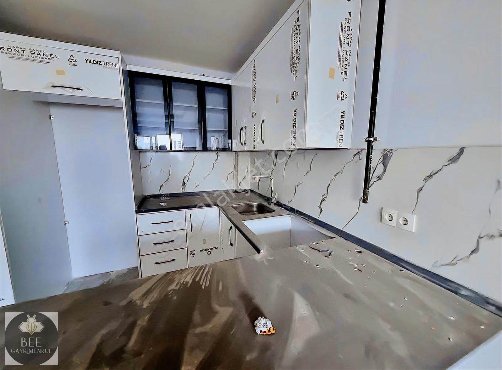 Acil Satılık! Geniş, Lüks Site, Muazzam Peyzaj Ve Kelepir Fiyat! - Görsel 14